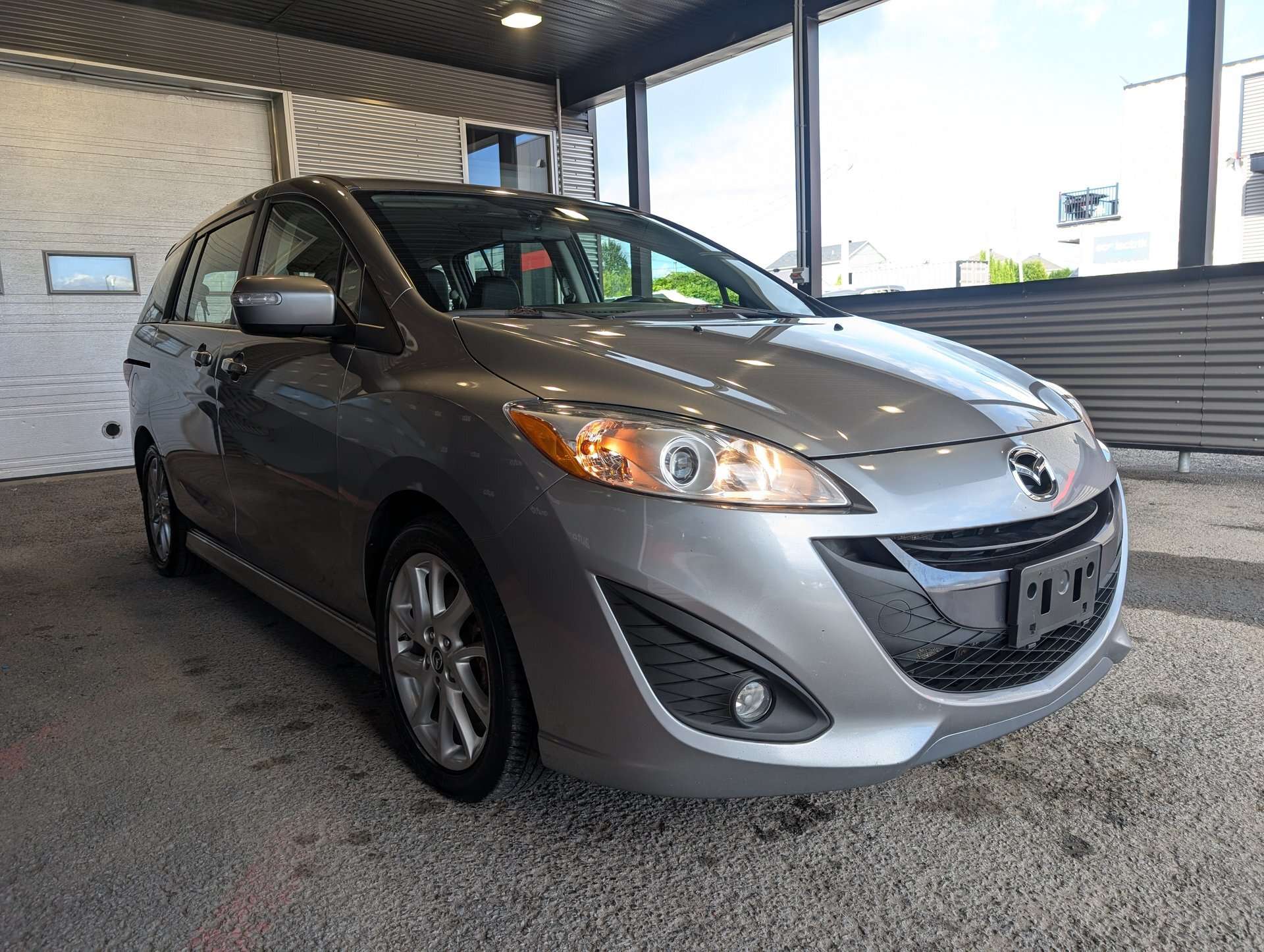 2017 Mazda Mazda5 GT*TOIT*BANCS CHAUFF*BAS KILO*A/C* — снимка 1