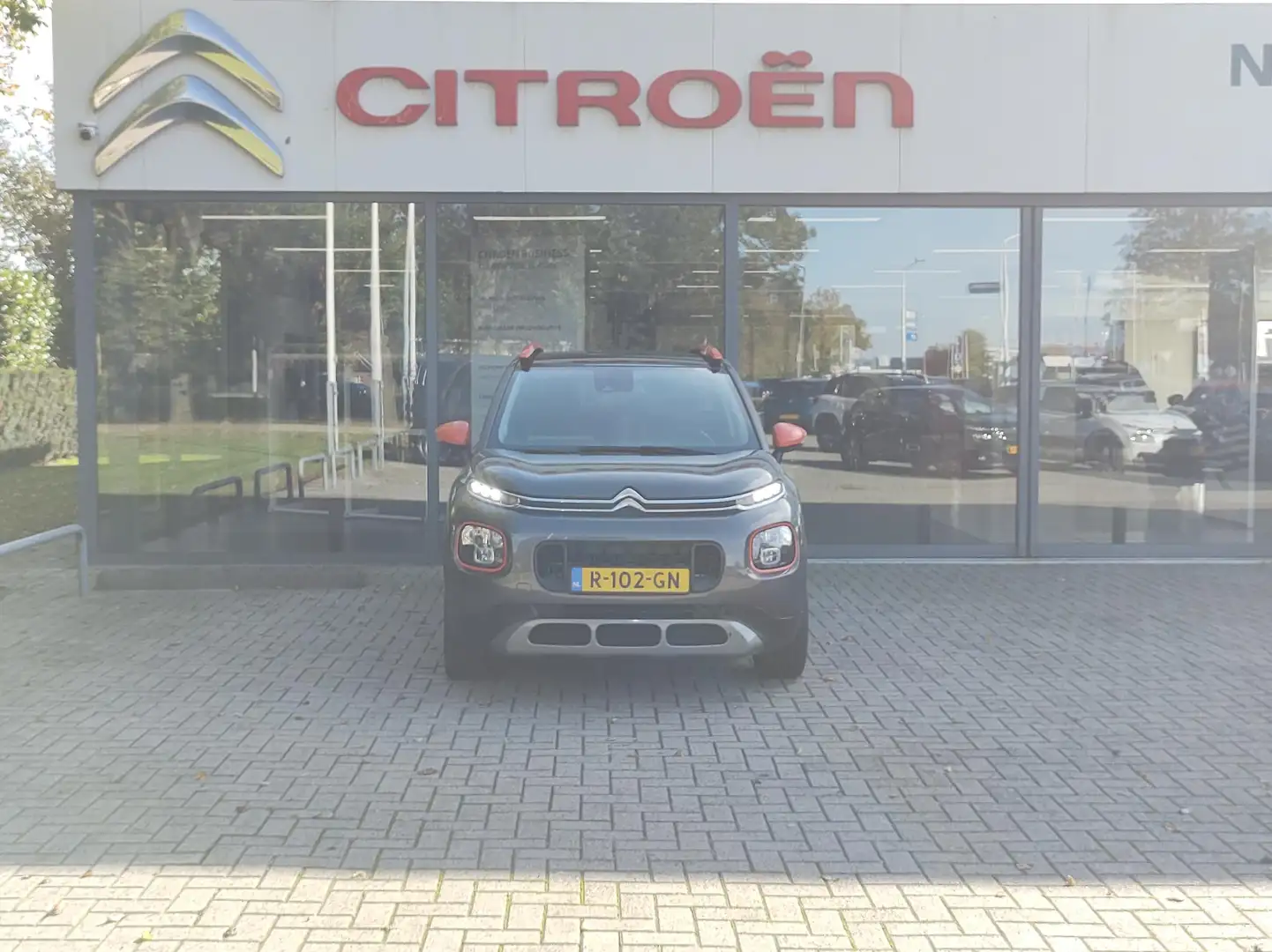 Citroen C3 Aircross 1.2 PureTech Shine Gris - 2