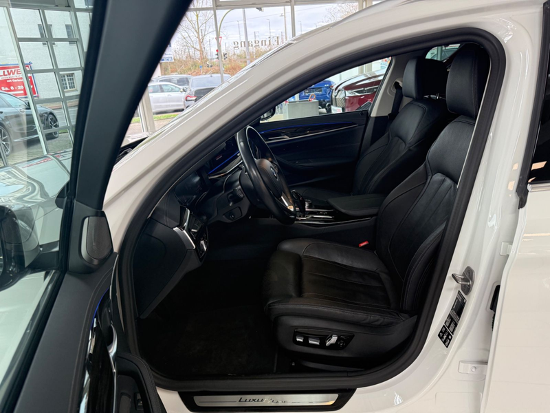 BMW 520 d xDrive Luxury Line AUT./LED/CAM/H&K/MASSAGE — photo 9