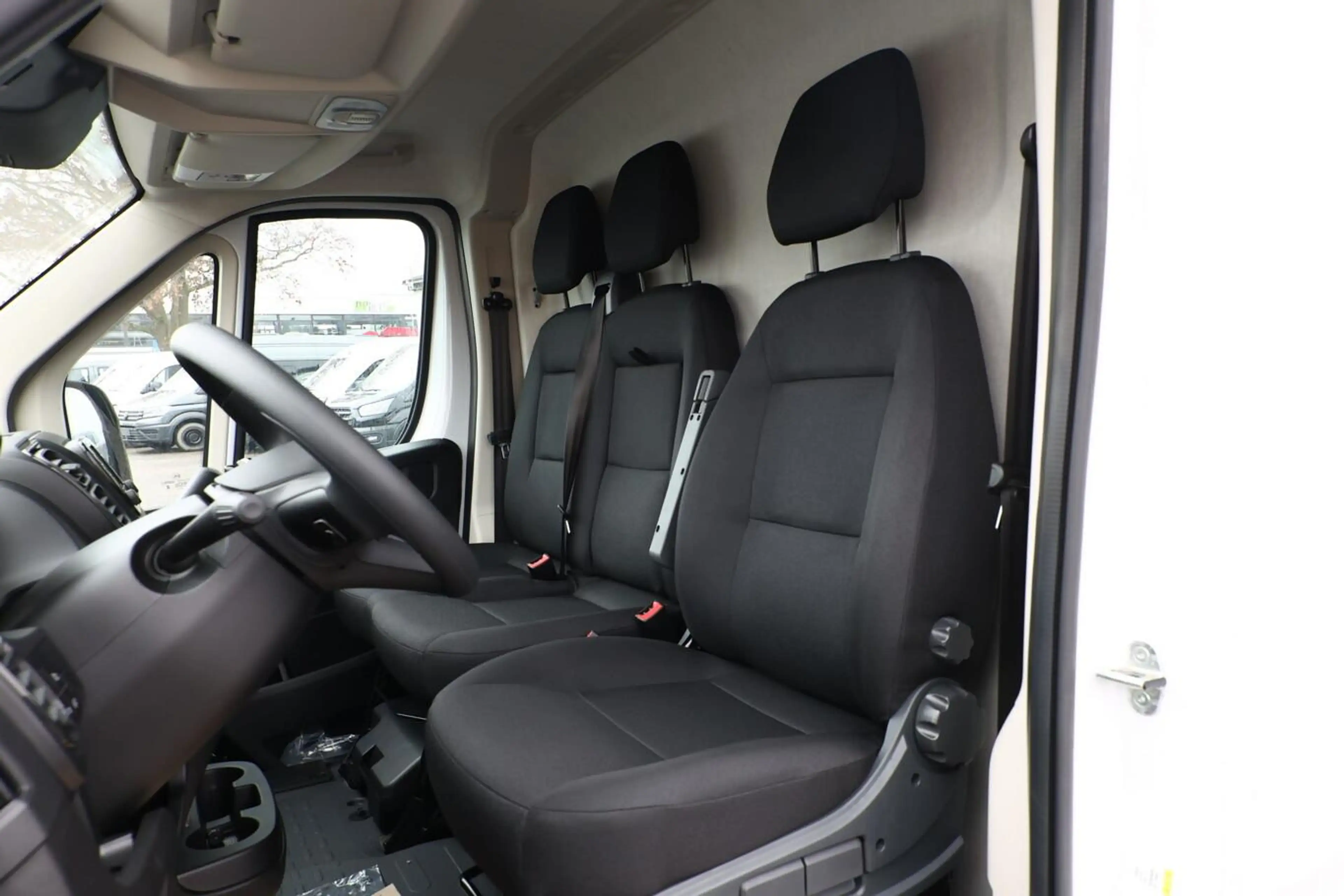 Opel Movano 35 AUT L4H2 Heavy Kam HFT270 PDC NSW 132 kW (17... — photo 6