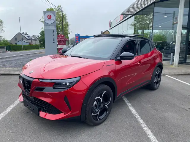 Alfa Romeo Junior Junior 1.2 Turbo Hybrid Ibrida Speciale Speciale