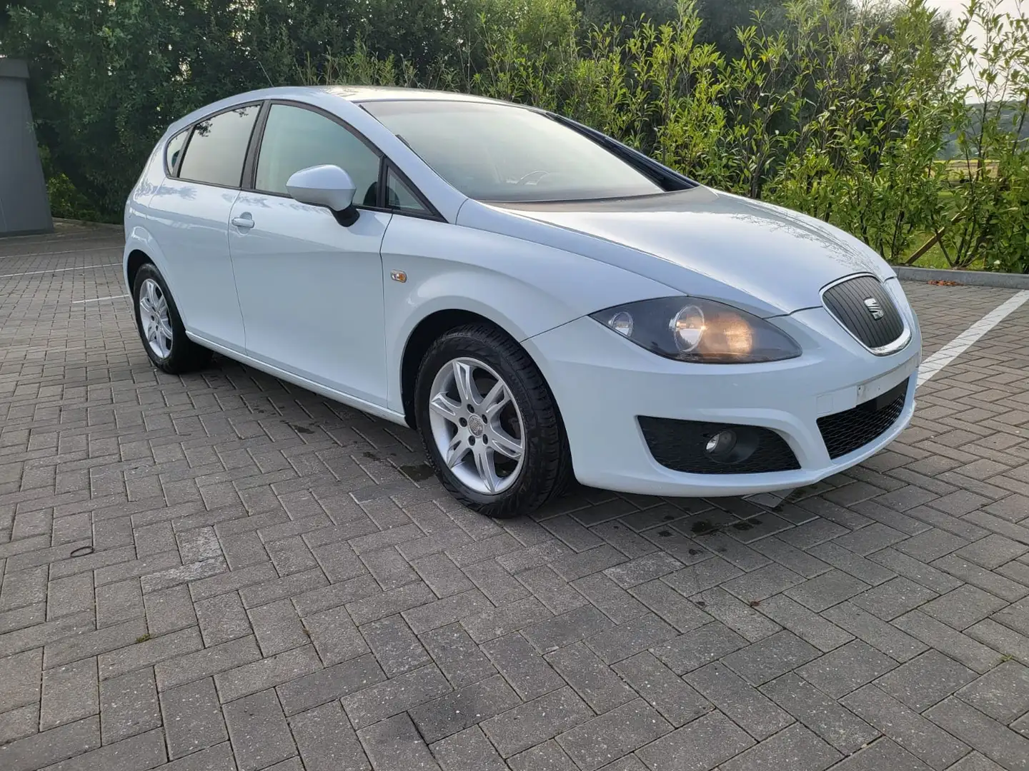 SEAT Leon 1.6 CRTDi Ecosport 👉168.036KM👈CUIR🐮AIRCO Wit - 1