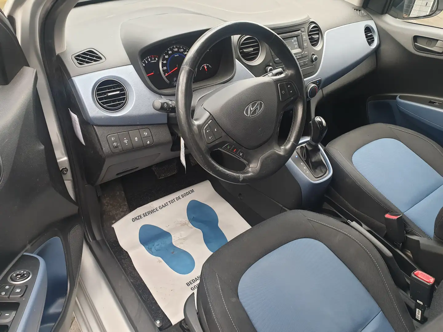 Hyundai i10 1.0i i-Motion Comfort Plus Grigio - 2