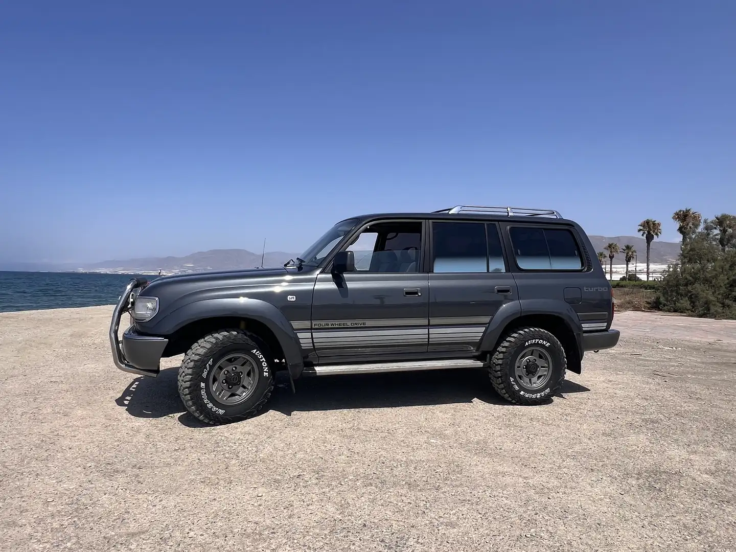 Toyota Land Cruiser 2.45 Station Wagon - 1