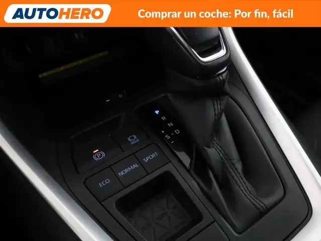 Toyota Rav4 view 26