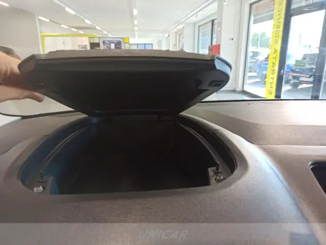 Opel Combo view 15