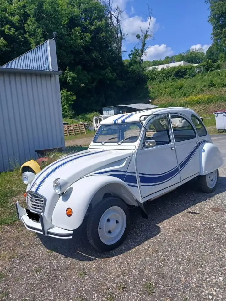 Citroen 2CV AZKA