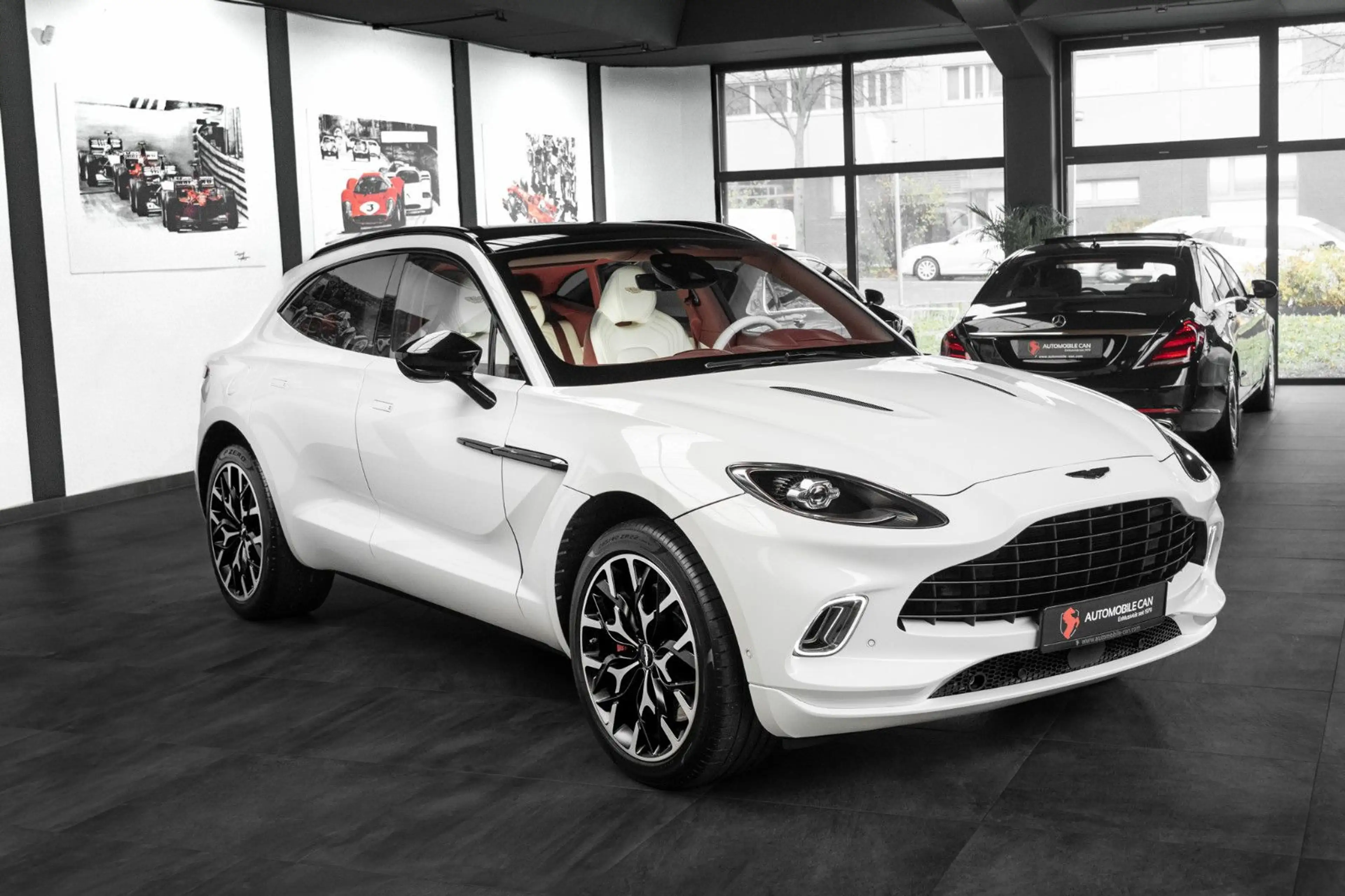 Aston Martin DBX 4.0 V8 #Exclusive Farbkombi #deutsches Fzg. — photo 7