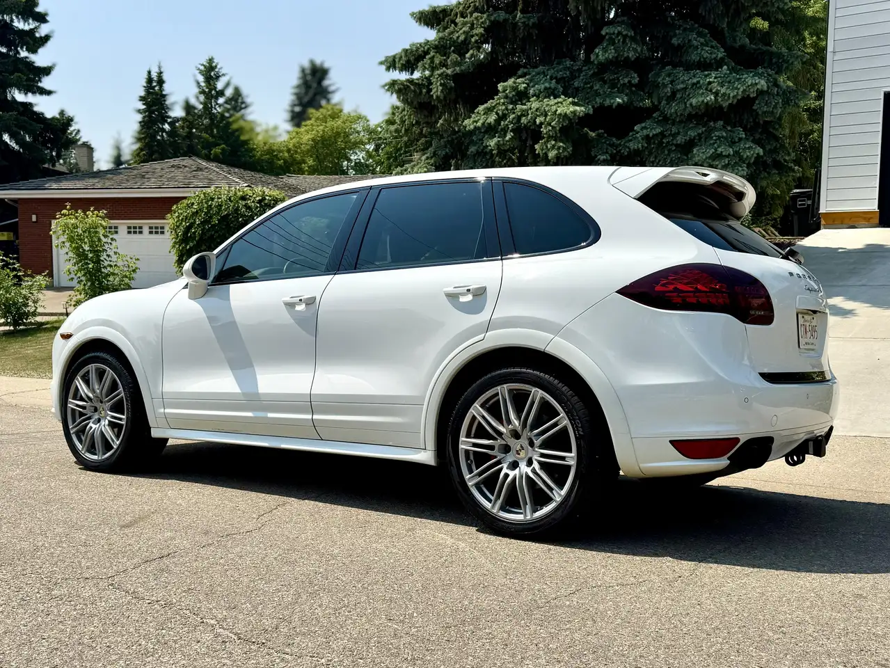 Porsche Cayenne снимка Porsche Cayenne