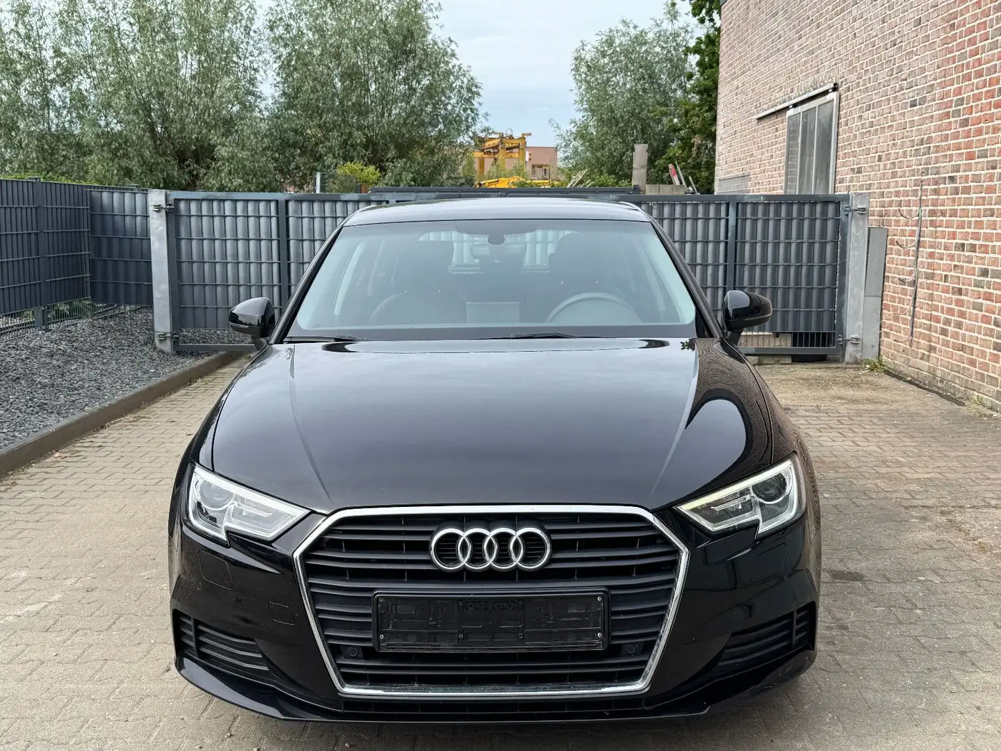 Audi A3 Sportback basis LED|NAVI|KLIMA|SHZ|PDC|MMI Noir - 2