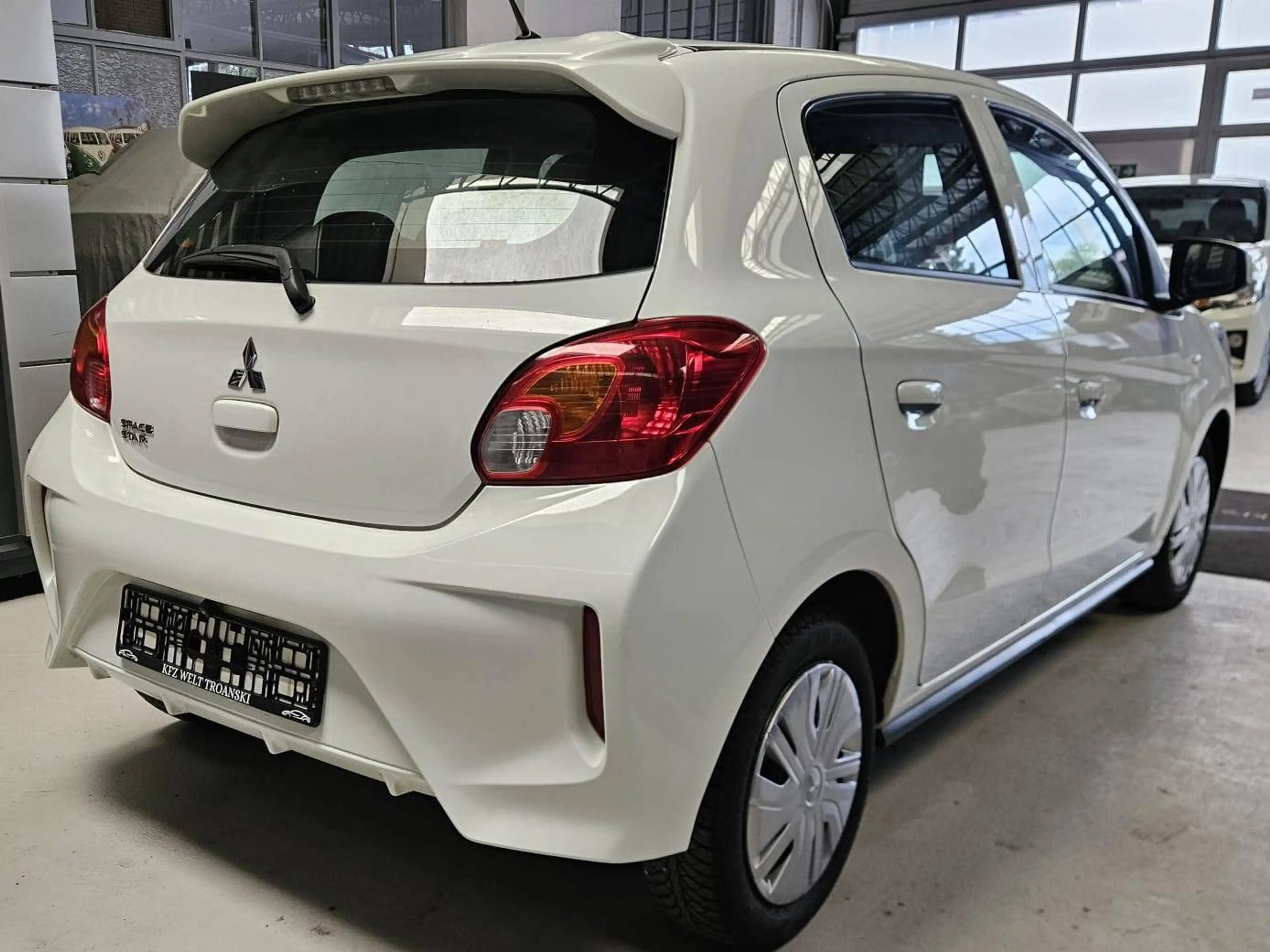Mitsubishi Space Star Spirit *Service NEU*Einparkhilfe Kamera*Android Auto*CarPlay* — photo 14