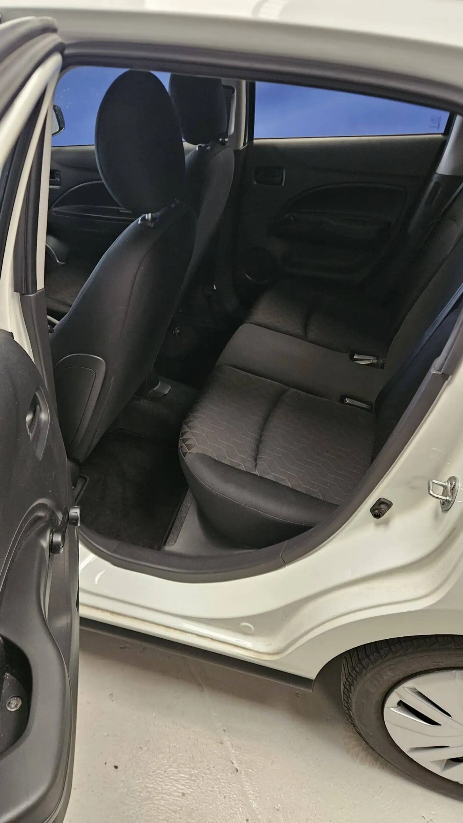 Mitsubishi Space Star Spirit *Service NEU*Einparkhilfe Kamera*Android Auto*CarPlay* — photo 12