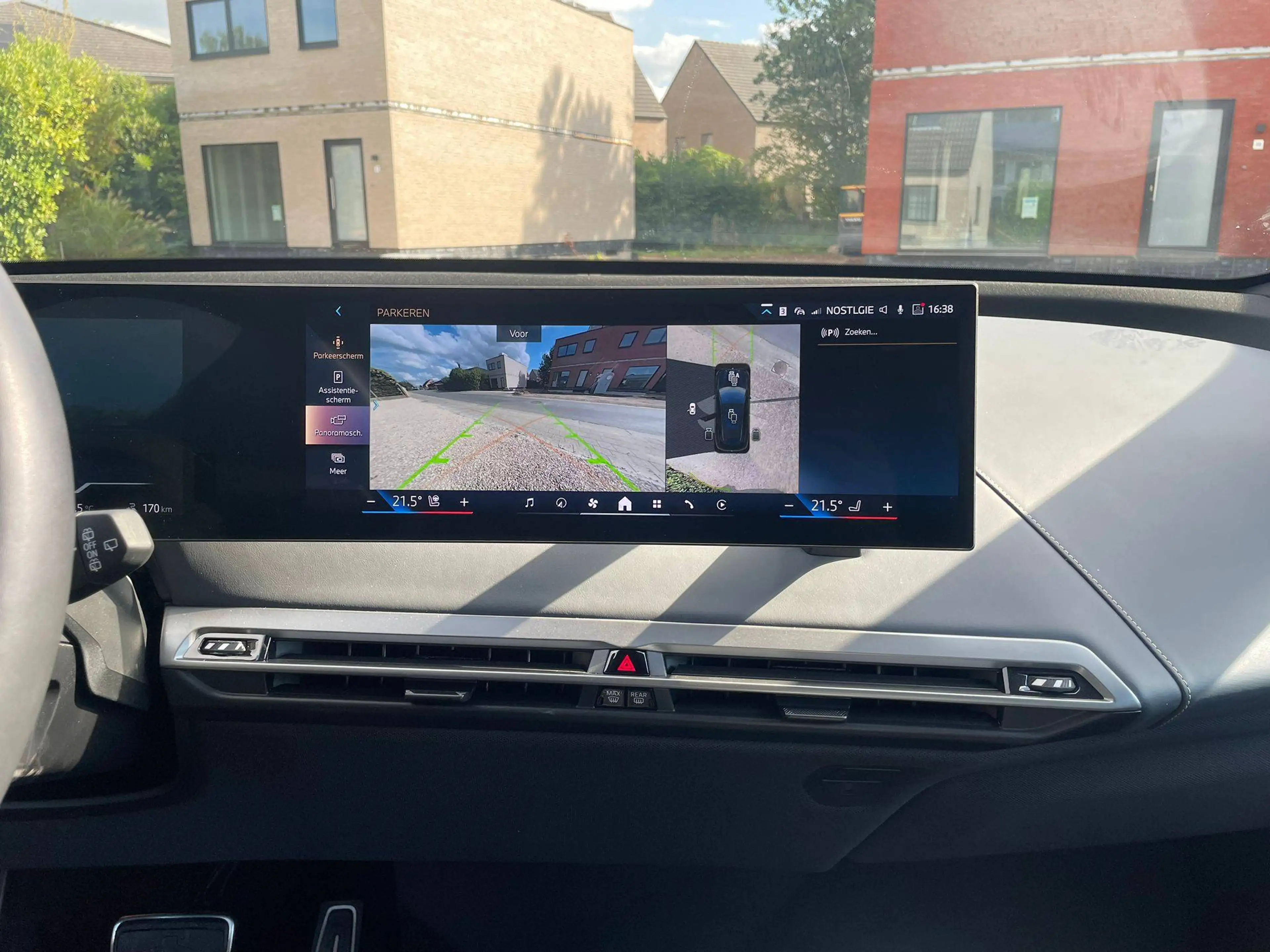 BMW iX iX 111.5 kWh xDrive60 M Sport — photo 15