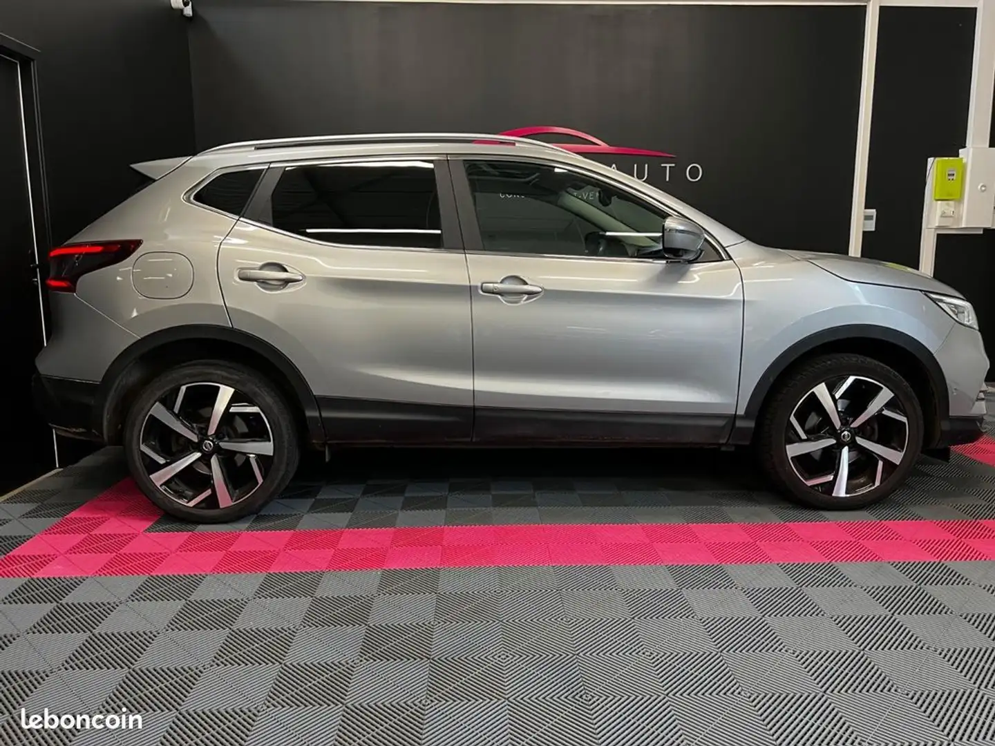 Nissan Qashqai 1.5 dCi 110 Tekna TOIT PANORAMIQUE-SIEGES CHAUFFAN Gris - 2