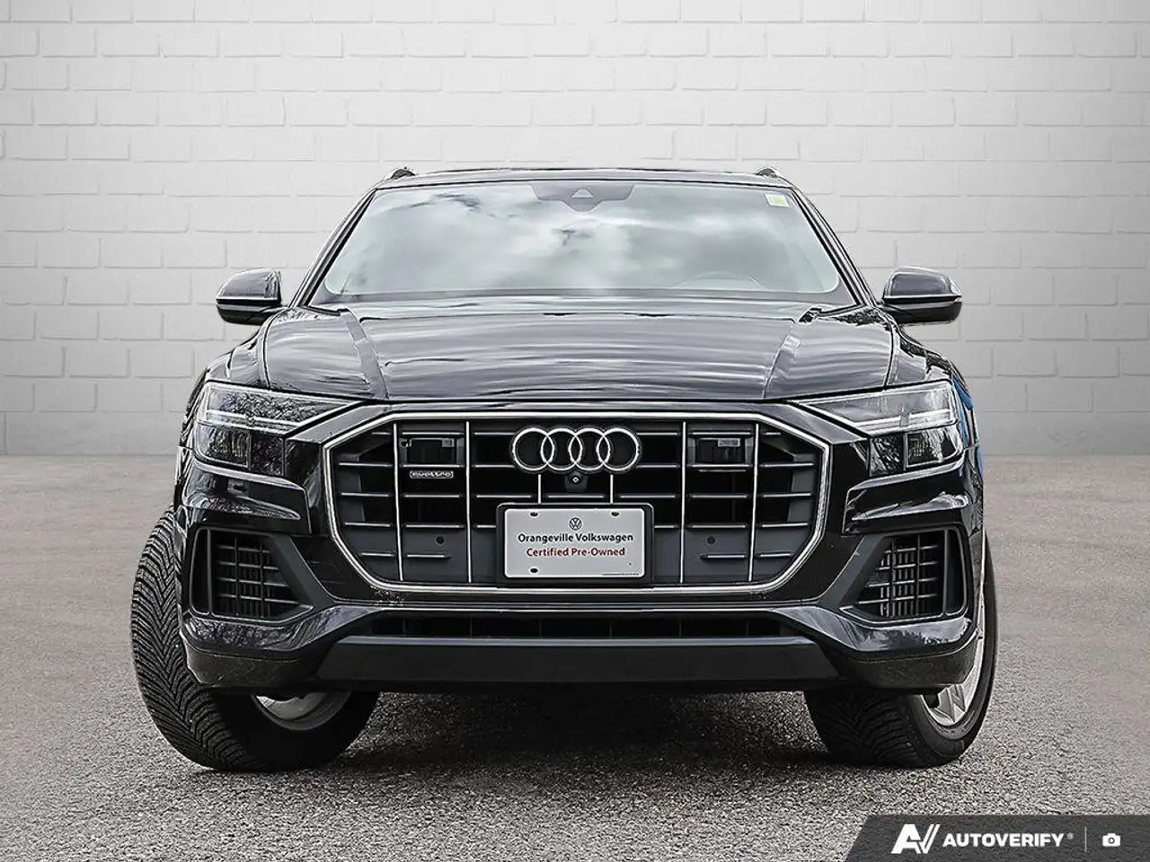 Audi Q8 снимка Audi Q8