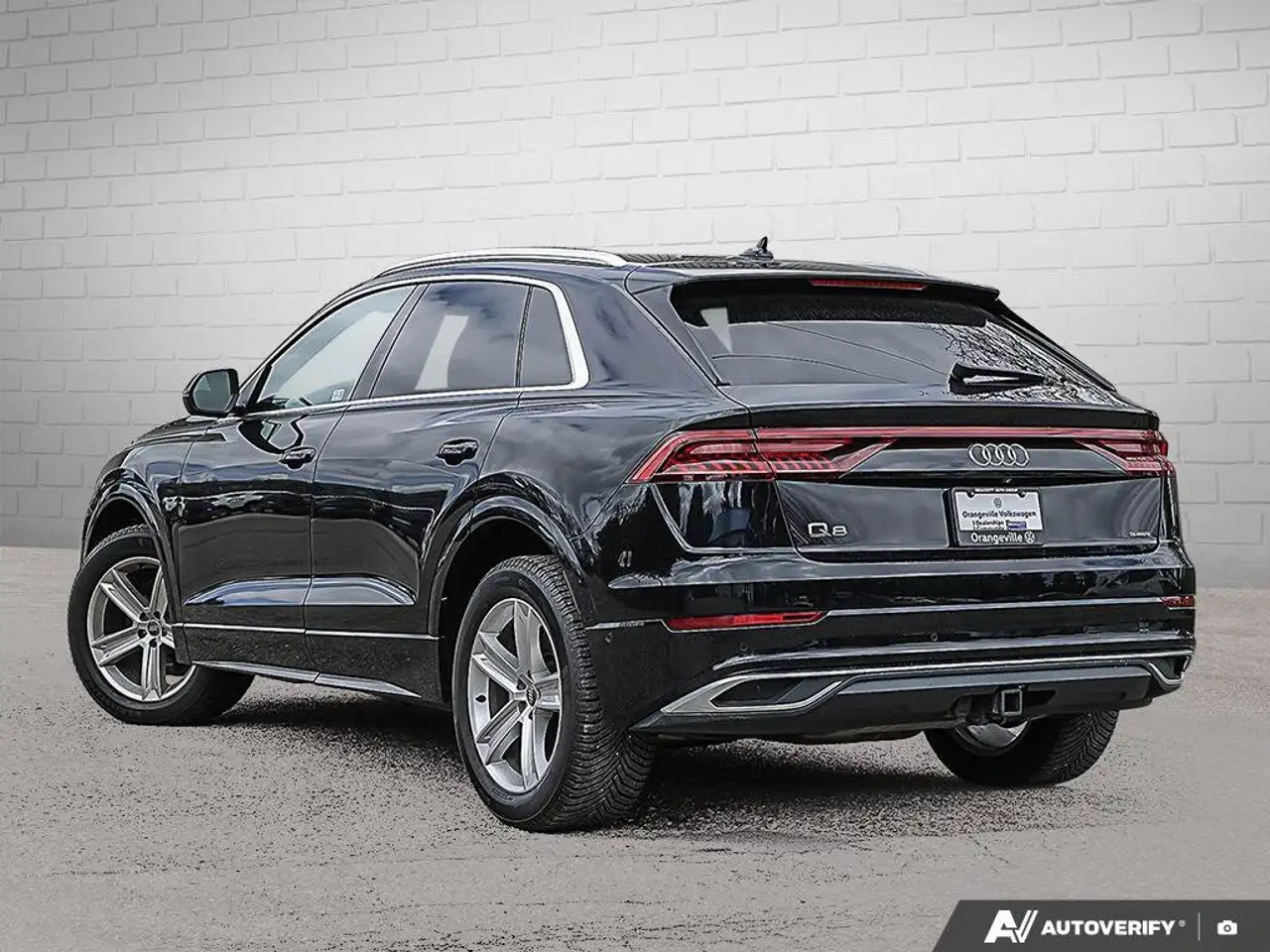 Audi Q8 снимка Audi Q8