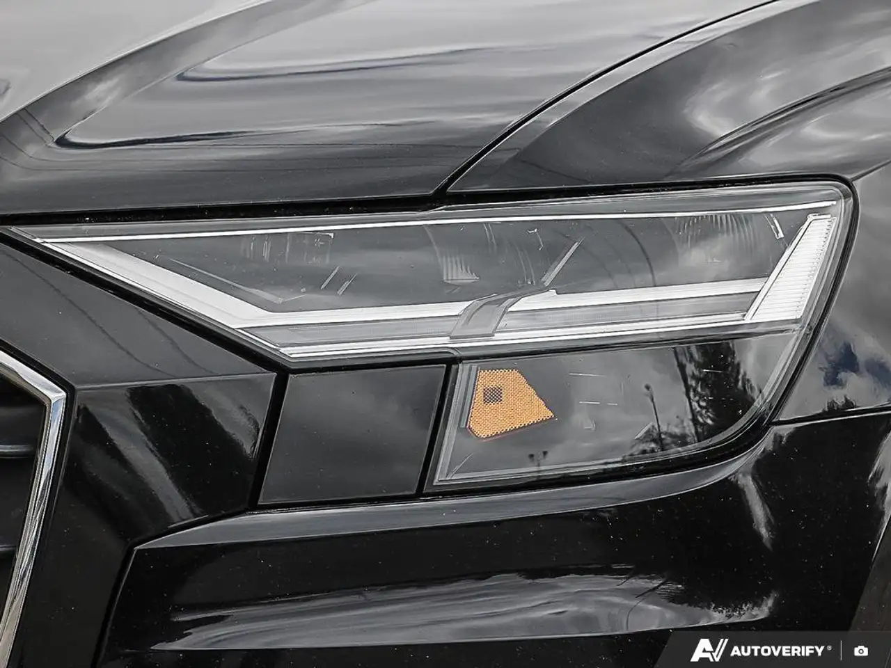Audi Q8 снимка Audi Q8