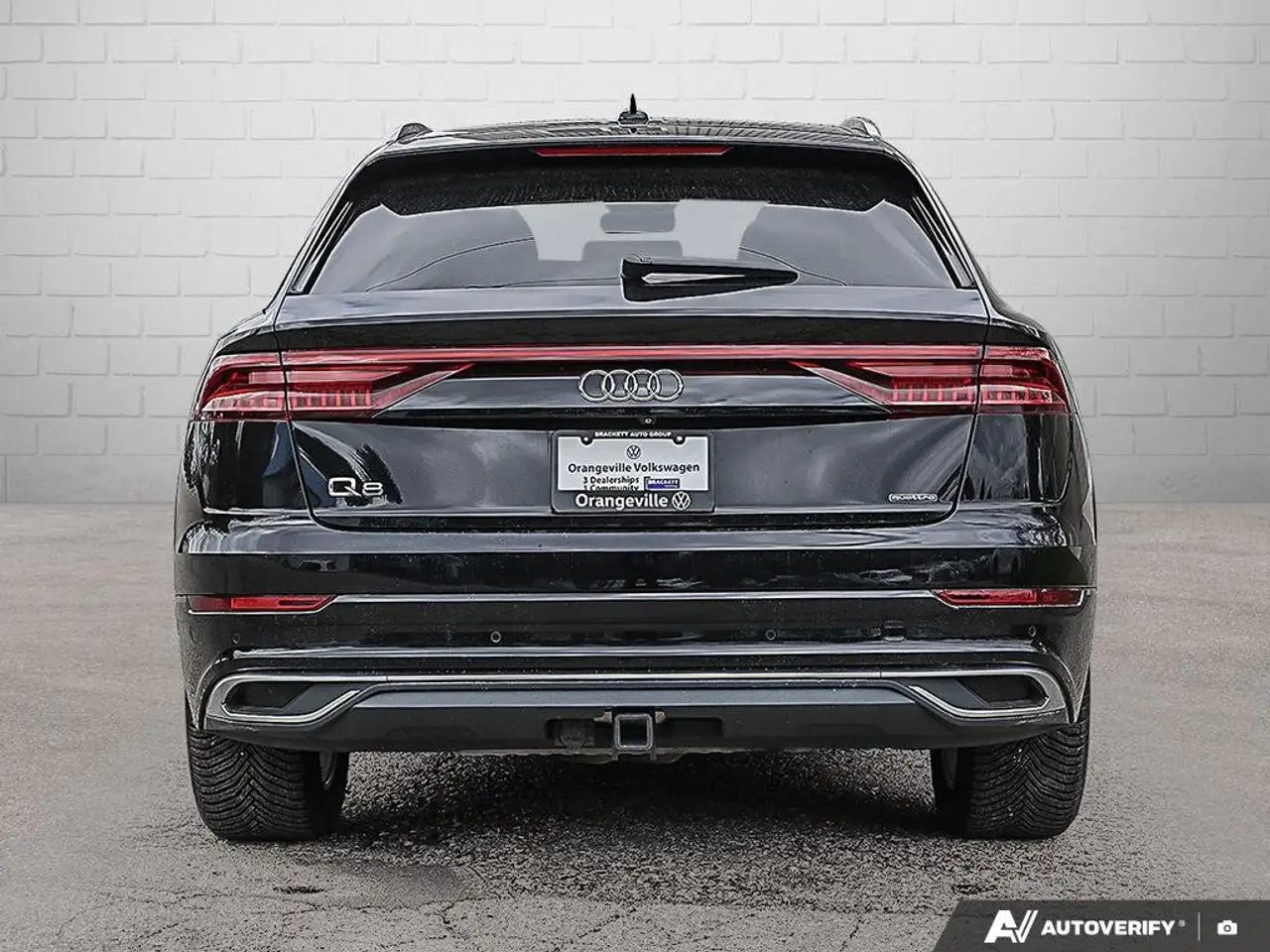 Audi Q8 снимка Audi Q8