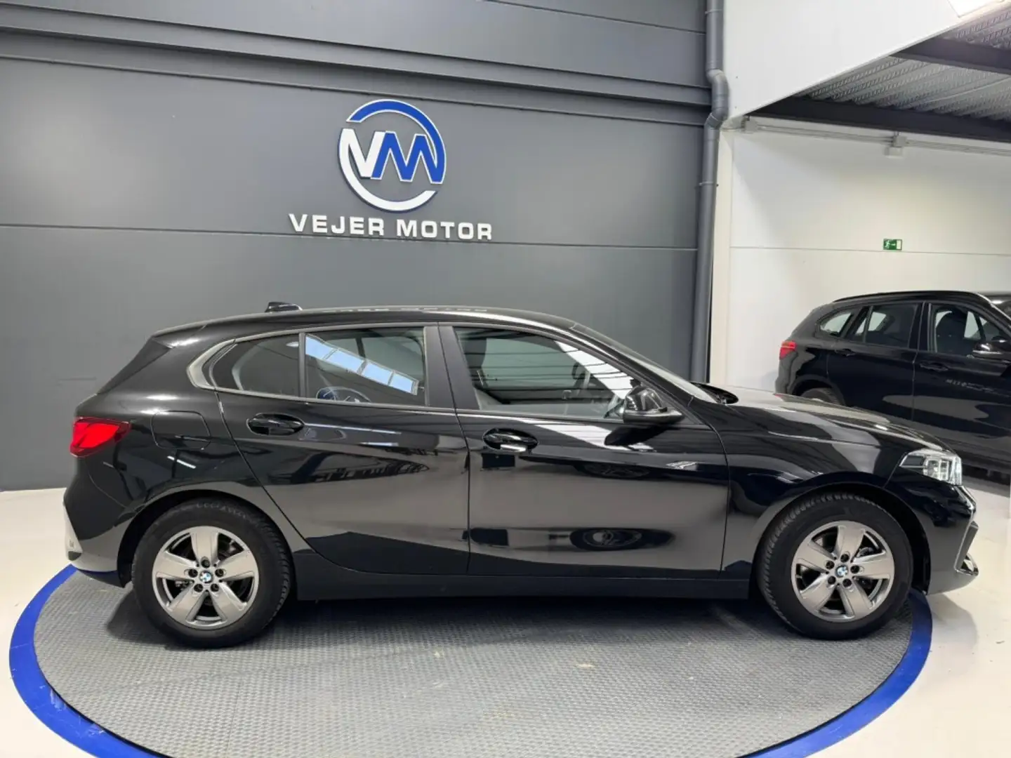 BMW 116 116d Business Negro - 2