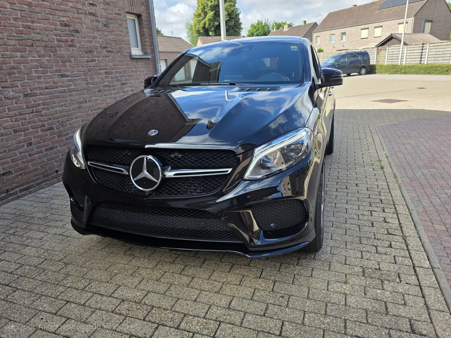 Mercedes-Benz GLE 350 d Coupe 4Matic 9G-TRONIC OrangeArt Edition Zwart - 2