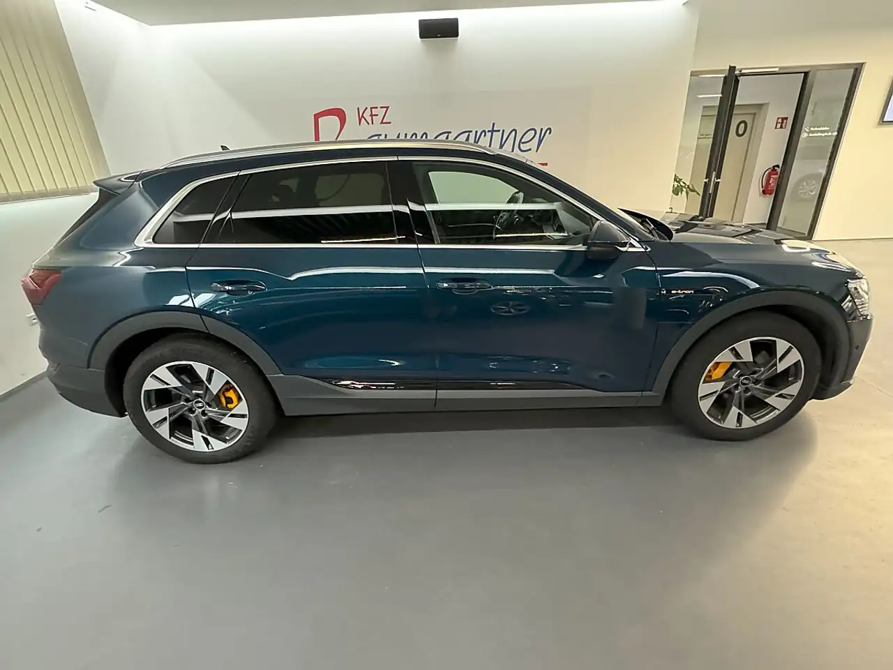 2021 Audi e-tron 50 quattro 71kWh S-Line*Matrix LED*NAVI*AHK*PAN..., photograph 3