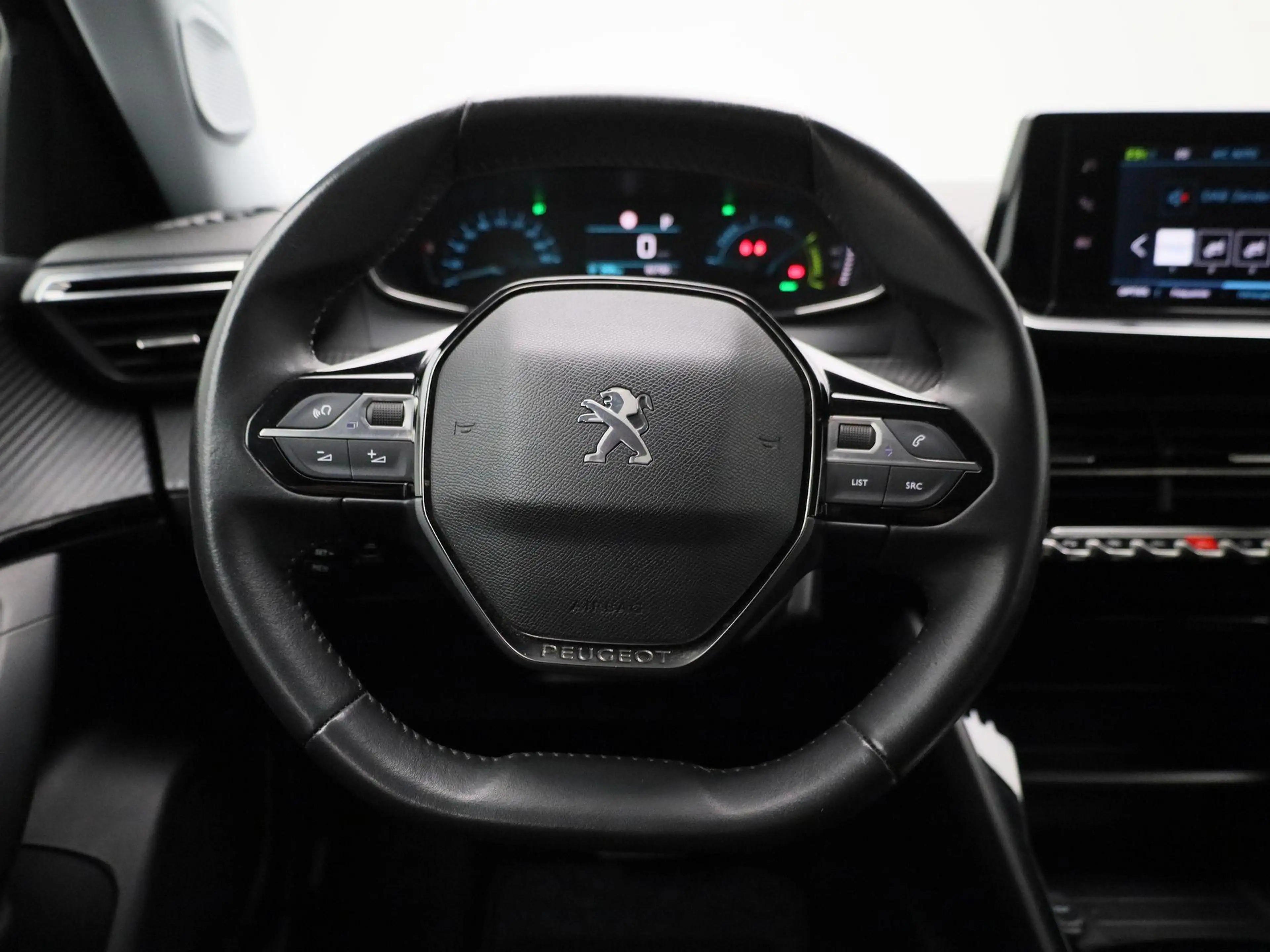 Peugeot e-2008 EV Active Pack 50 kWh | Cruise Control | Keyless | — photo 7