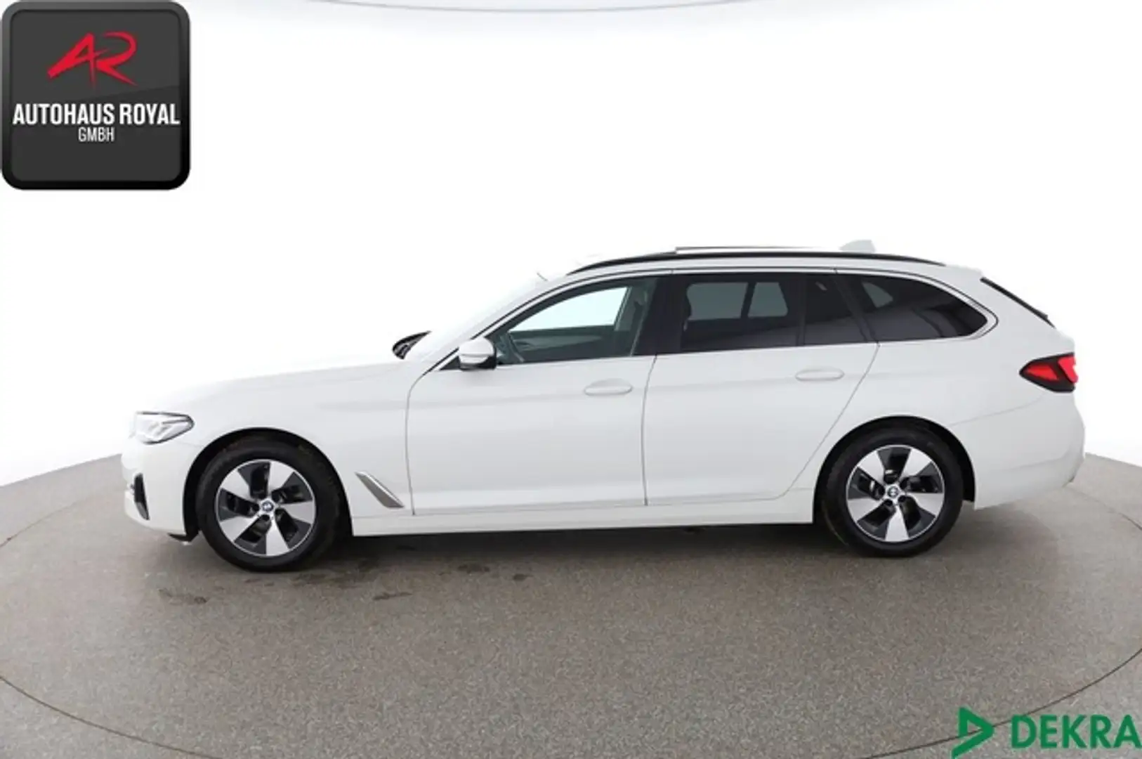 BMW 520 d T LIVE COCKPIT,ACC,PANORAMA,AHK,SCHECKHEFT Alb - 2