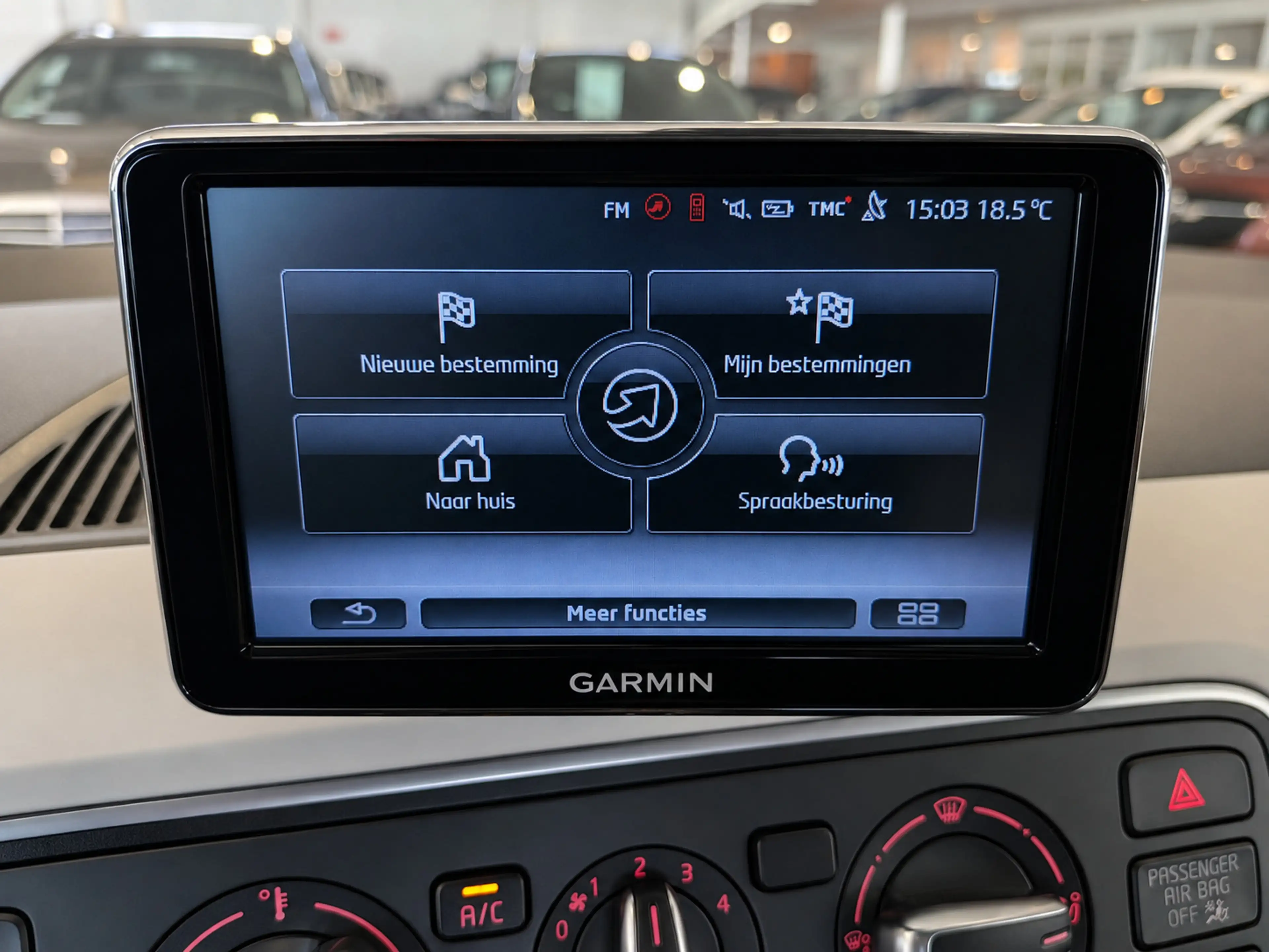SEAT Mii 1.0 Chill Out Panoramadak, Airco, Stuurbekrachtigi — photo 12