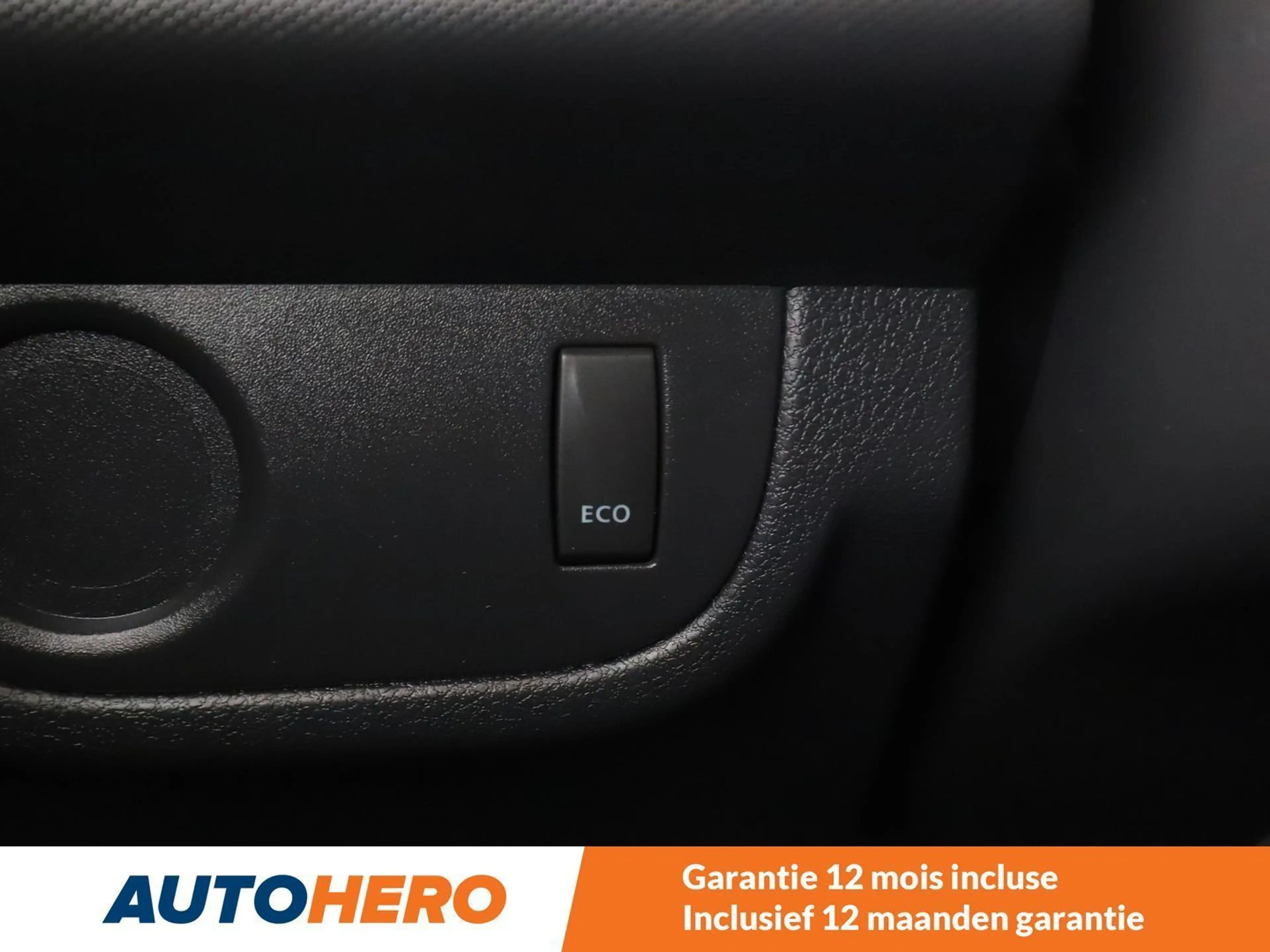 Dacia Logan 0.9 TCe Ambiance — photo 8