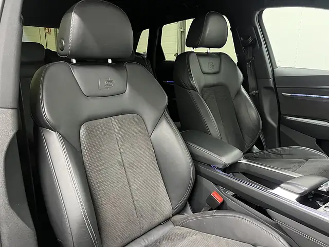 Audi E-Tron view 13