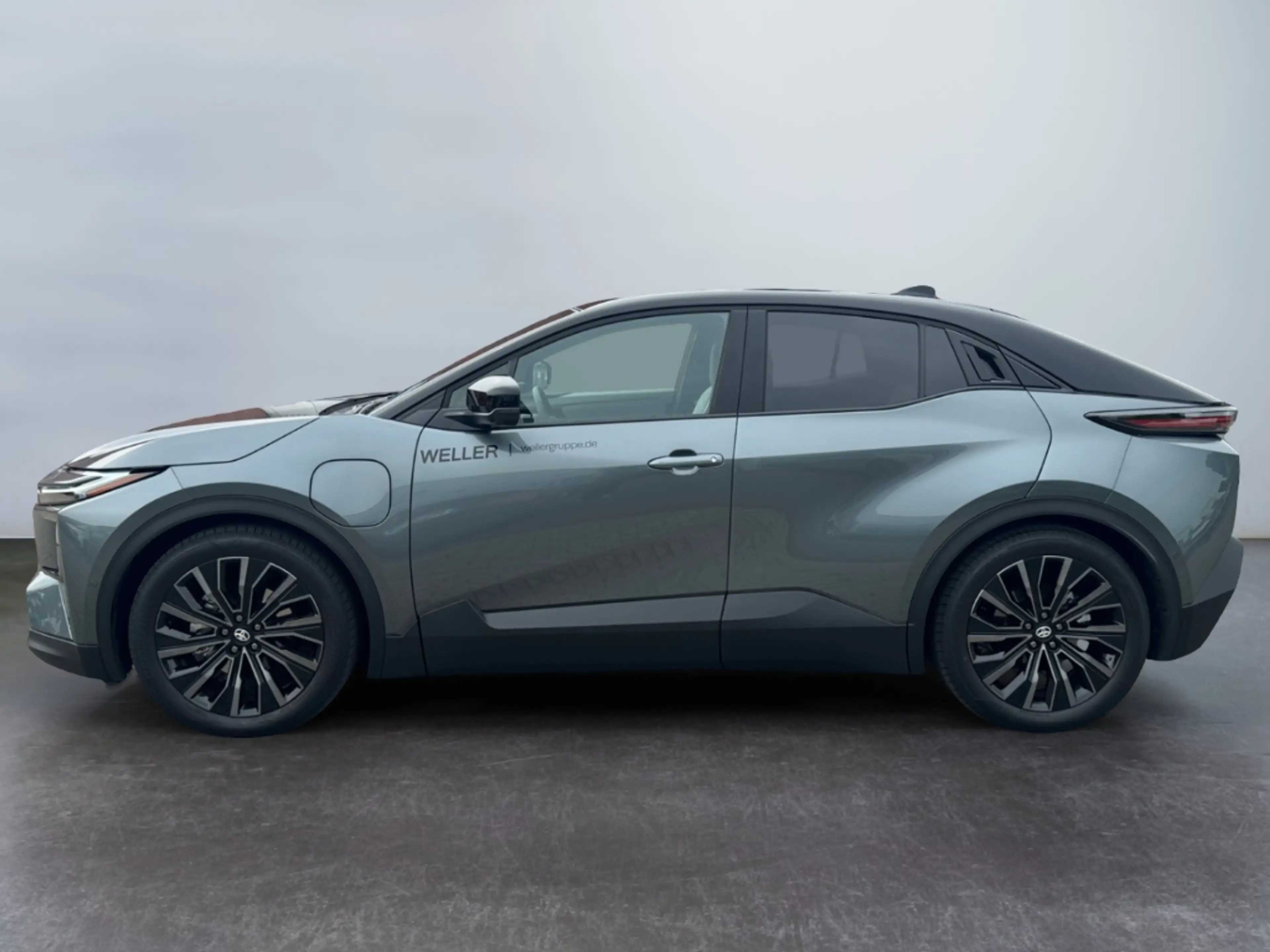 Toyota C-HR+ BEV 4x4 *Lounge *Panoramaglasdach *JBL — photo 5
