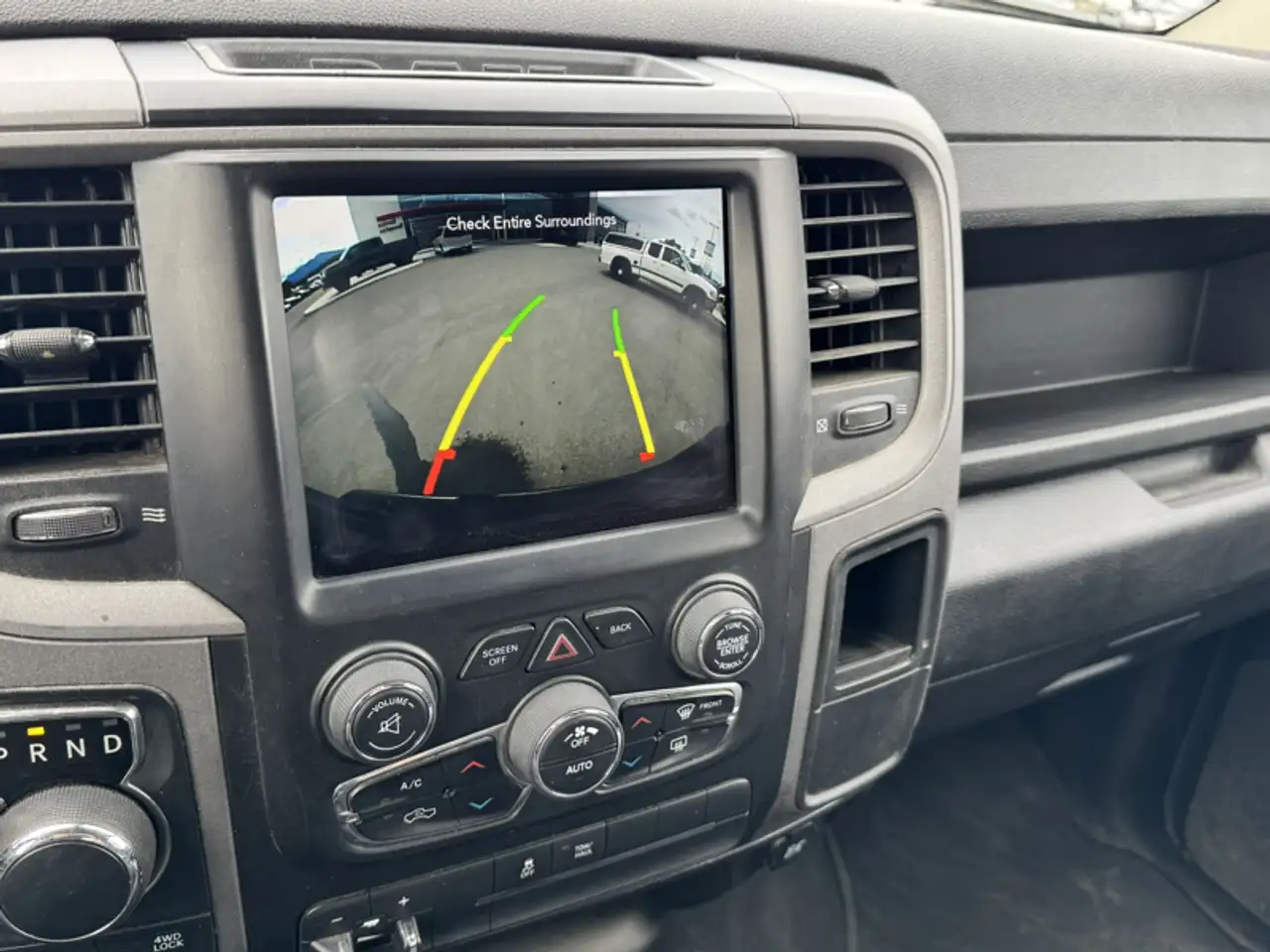RAM 1500 снимка RAM 1500