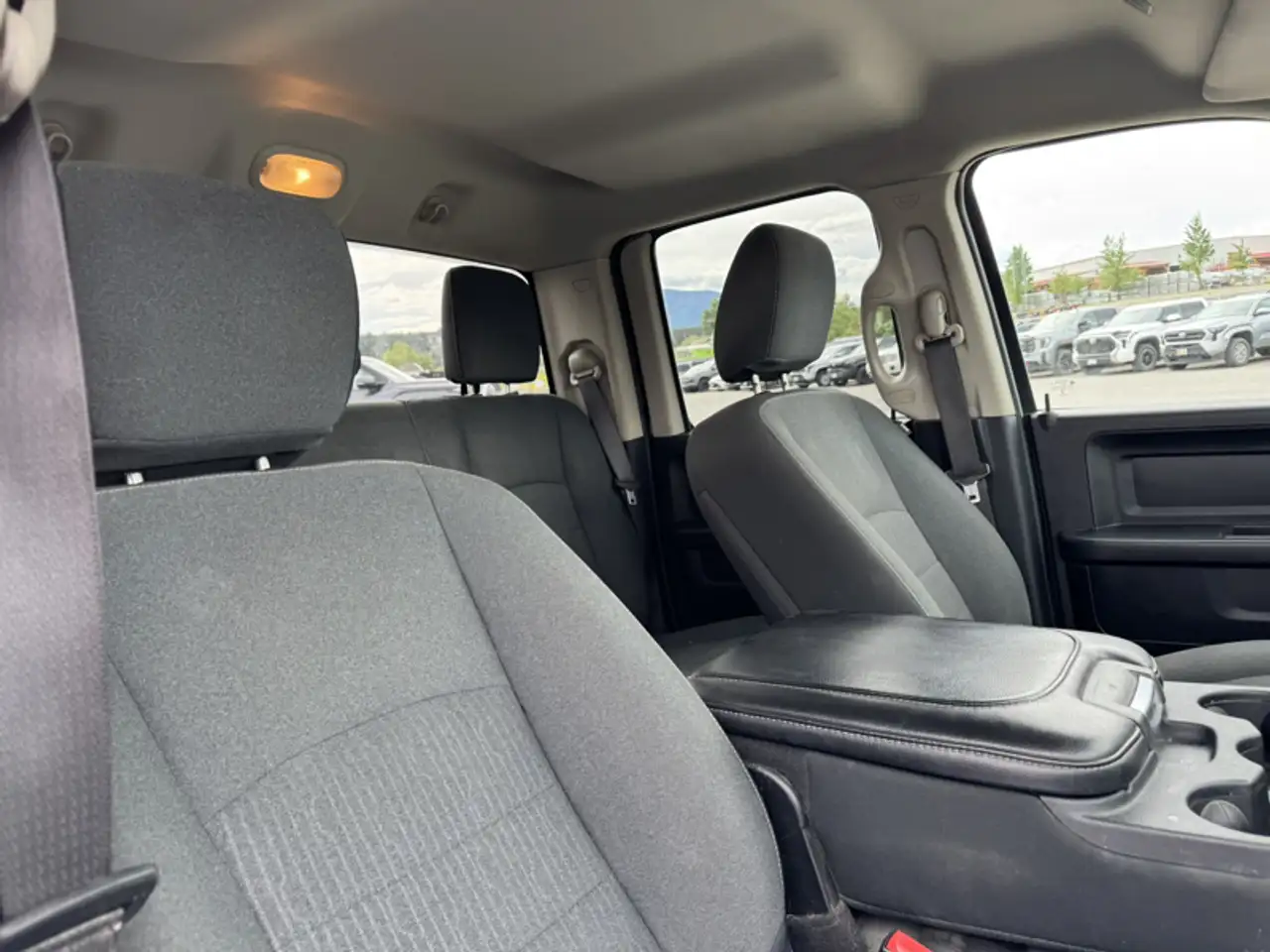 RAM 1500 снимка RAM 1500
