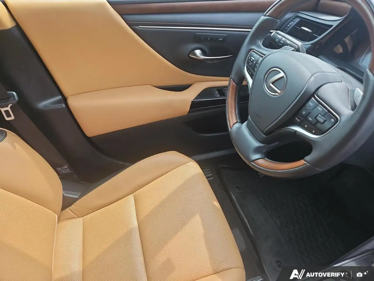Lexus ES fotografie Lexus ES