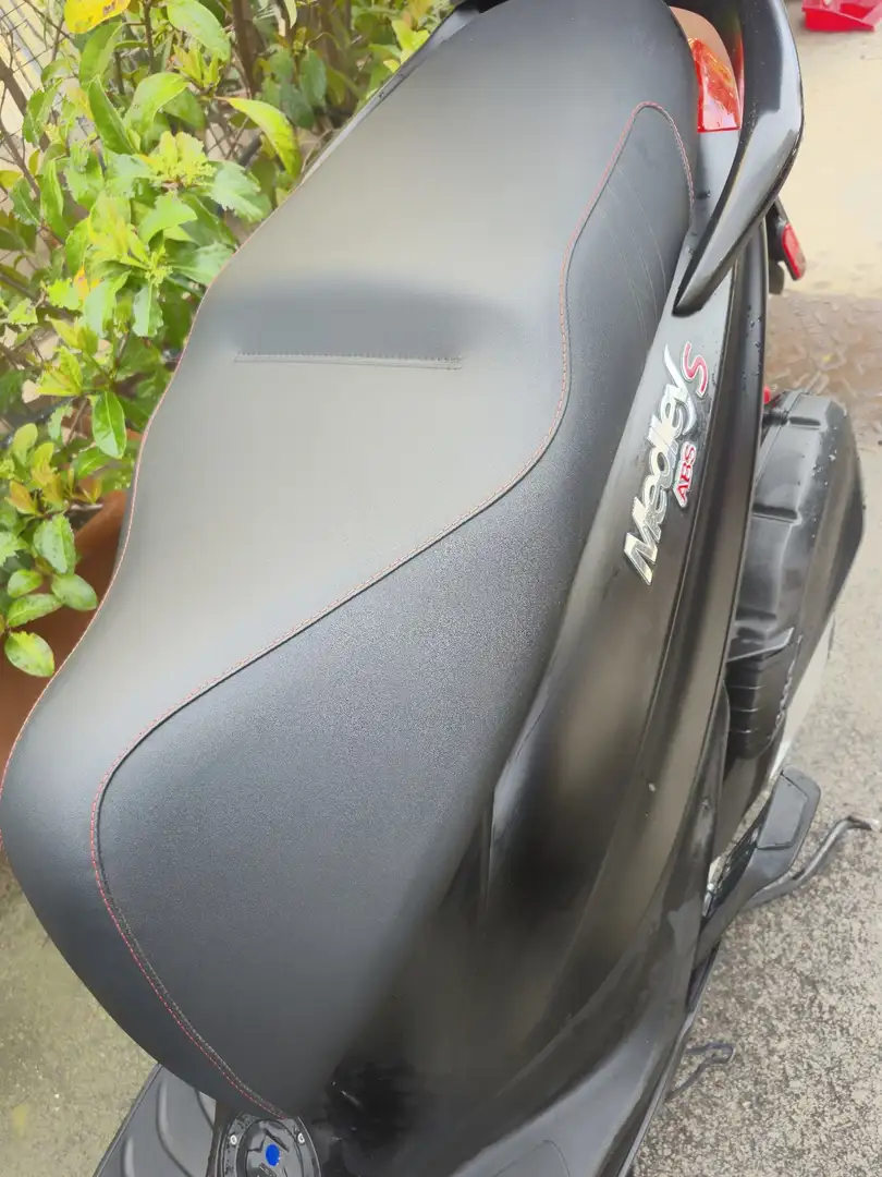 Piaggio Medley 150 Negro - 2