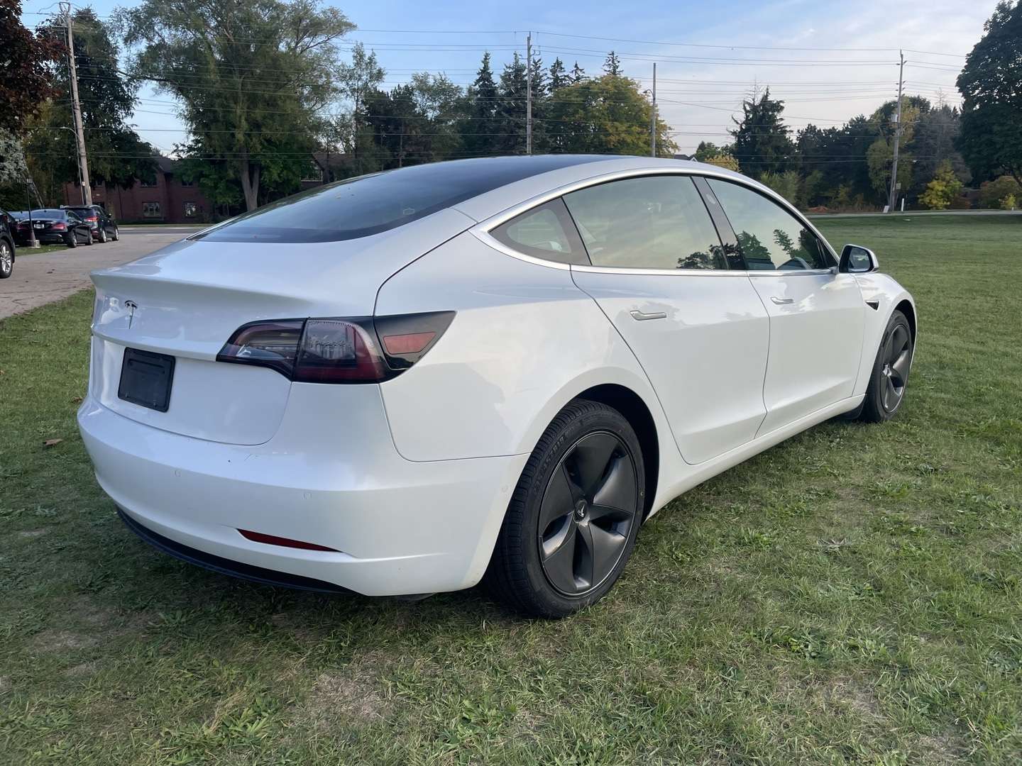 2020 Tesla Model 3 Standard Range Plus *One Owner / Clean Carfax thumb 6
