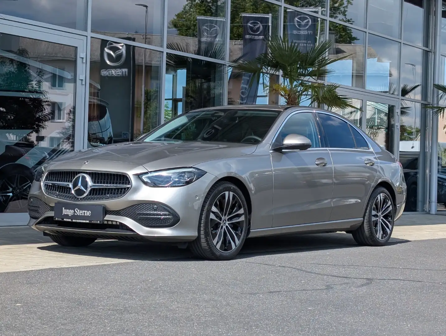 Mercedes-Benz C 180 RKam PTS Shz LED Ambi Sportpaket CarPlay Silber - 2