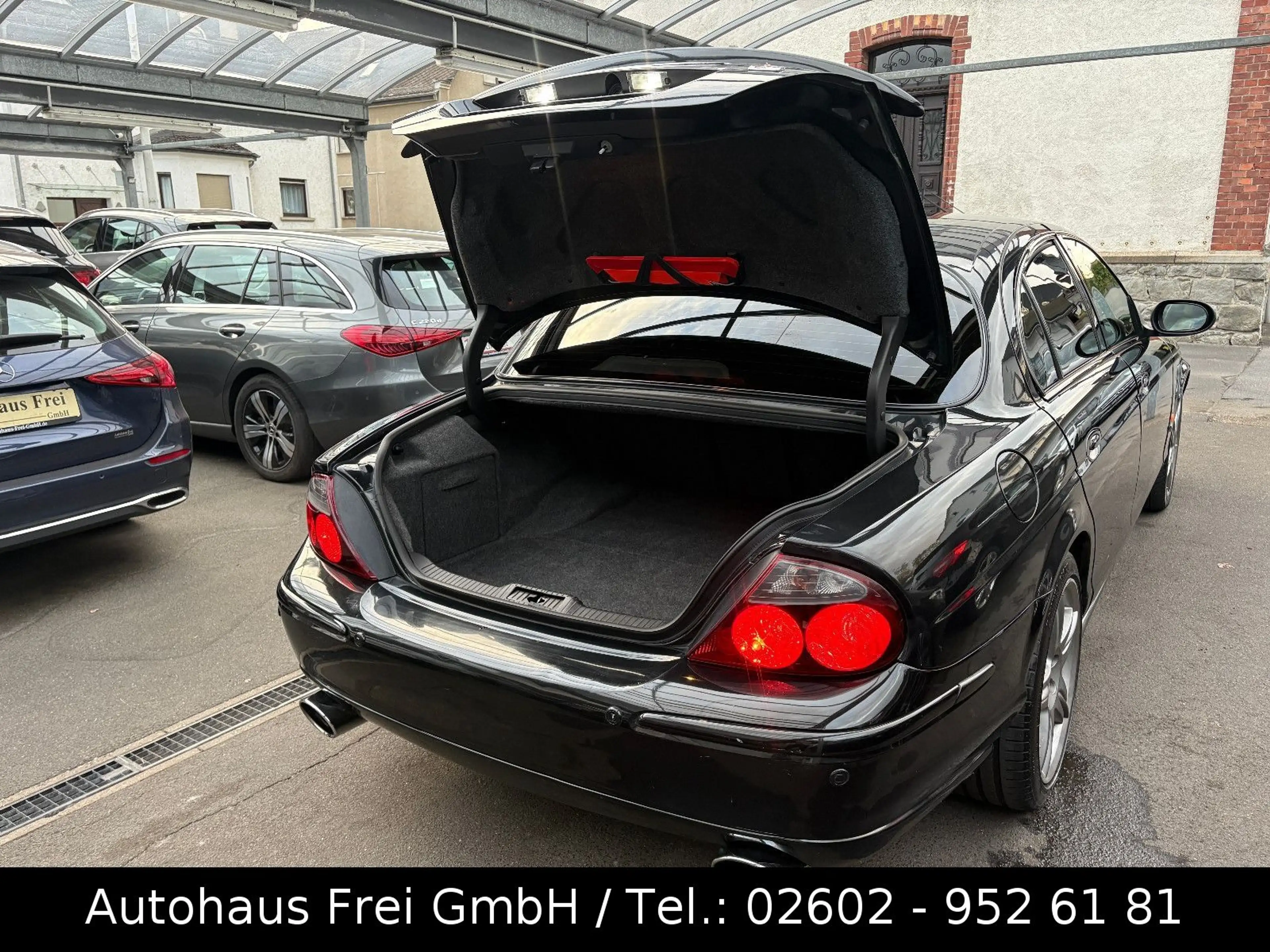 Jaguar S-Type R*LEDER*XENON*MEMORY*STERNHIMMEL*EXPORT** — photo 10