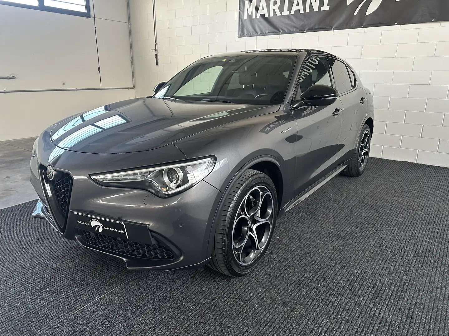 Alfa Romeo Stelvio 2.0 t Veloce Q4 280cv auto Grigio - 2