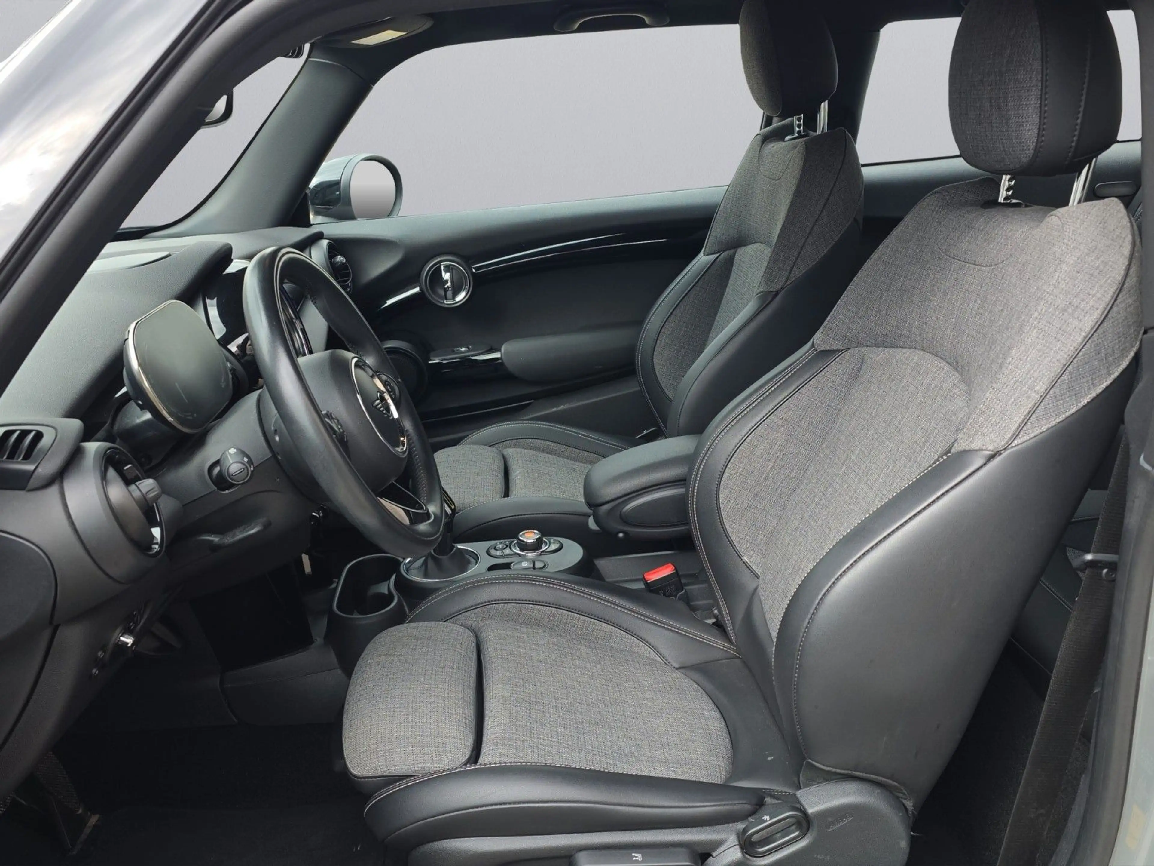 MINI Cooper SE Trim M Teilleder Kamera Navi — photo 9