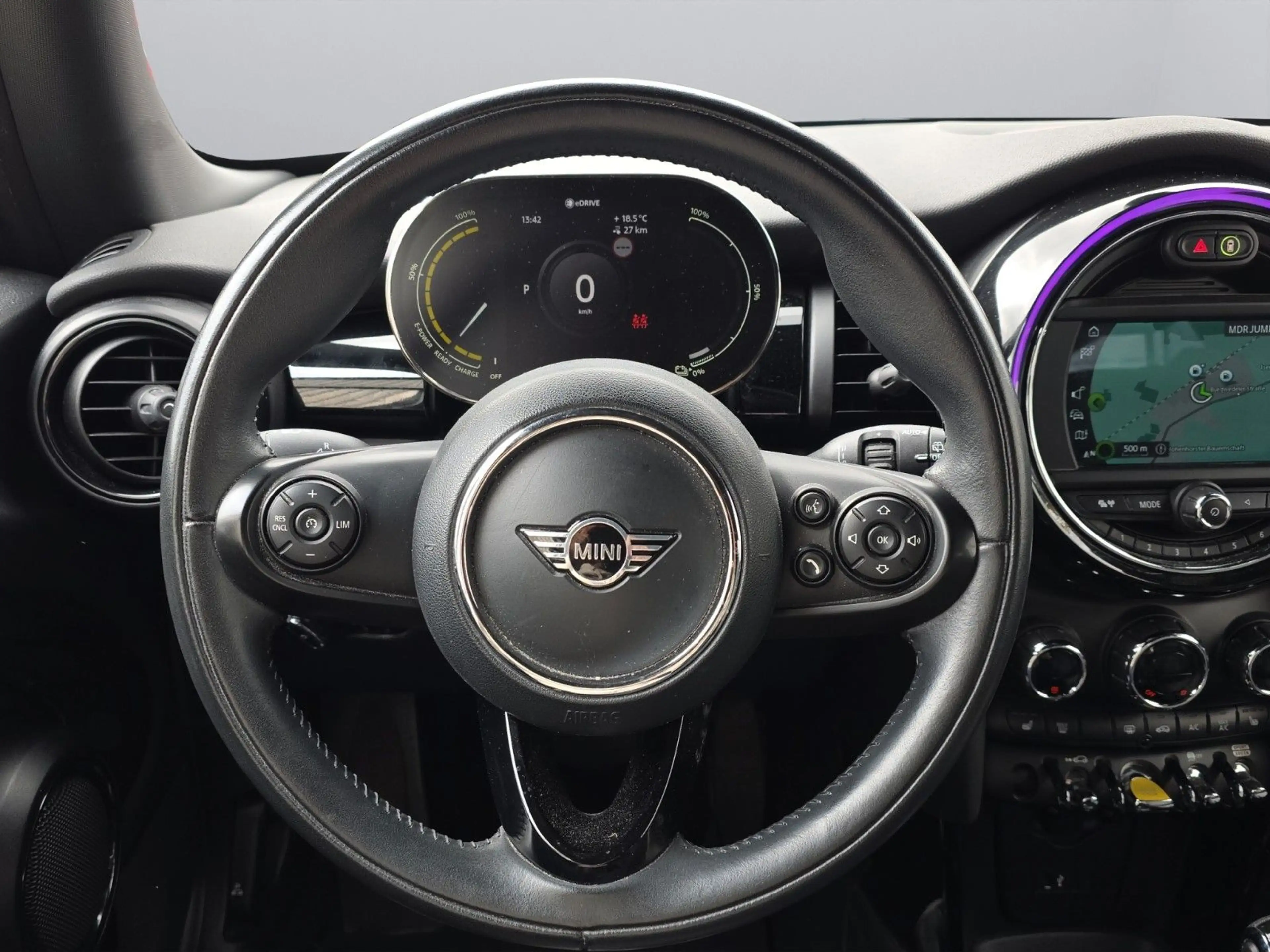 MINI Cooper SE Trim M Teilleder Kamera Navi — photo 10