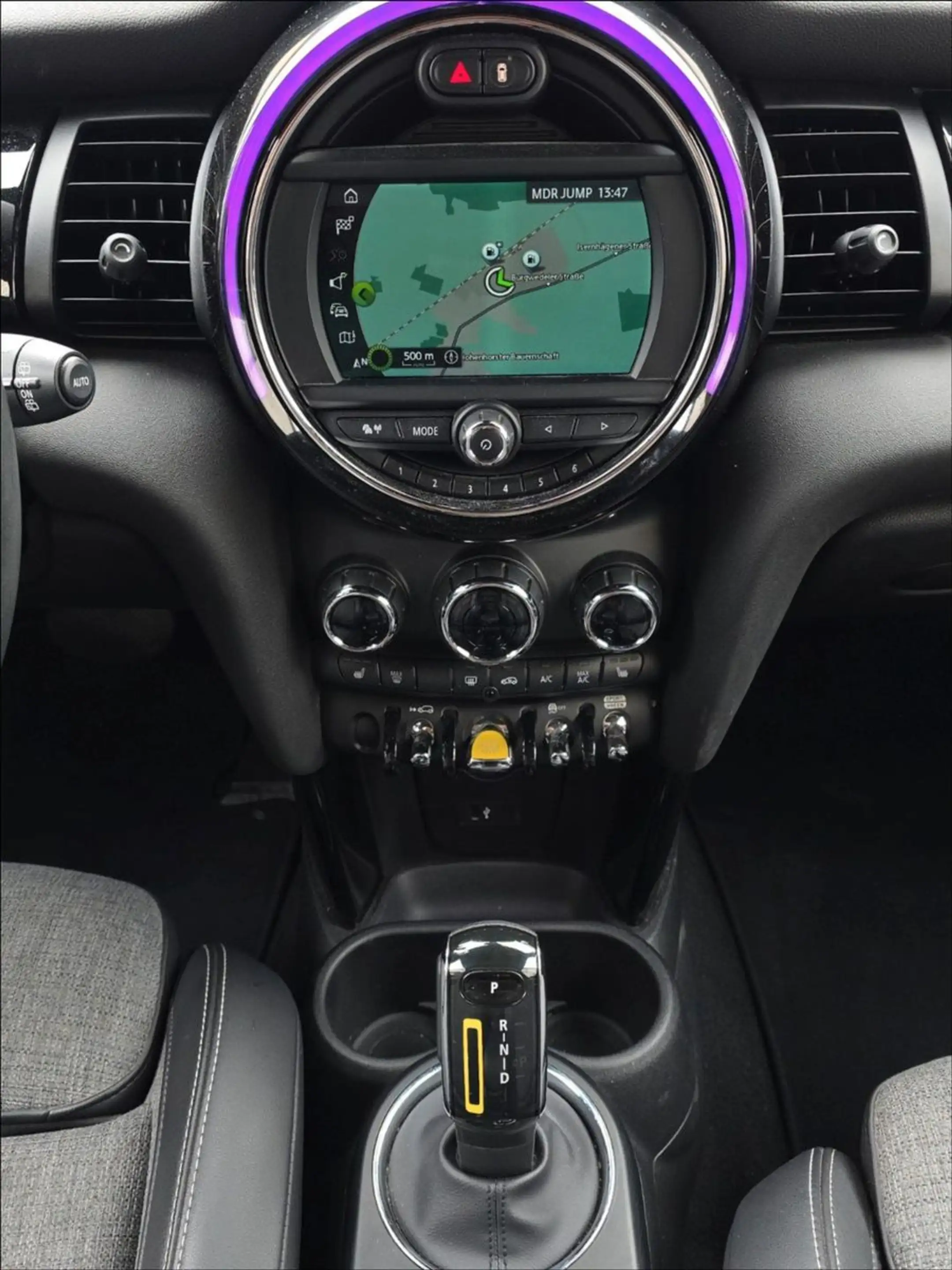 MINI Cooper SE Trim M Teilleder Kamera Navi — photo 15