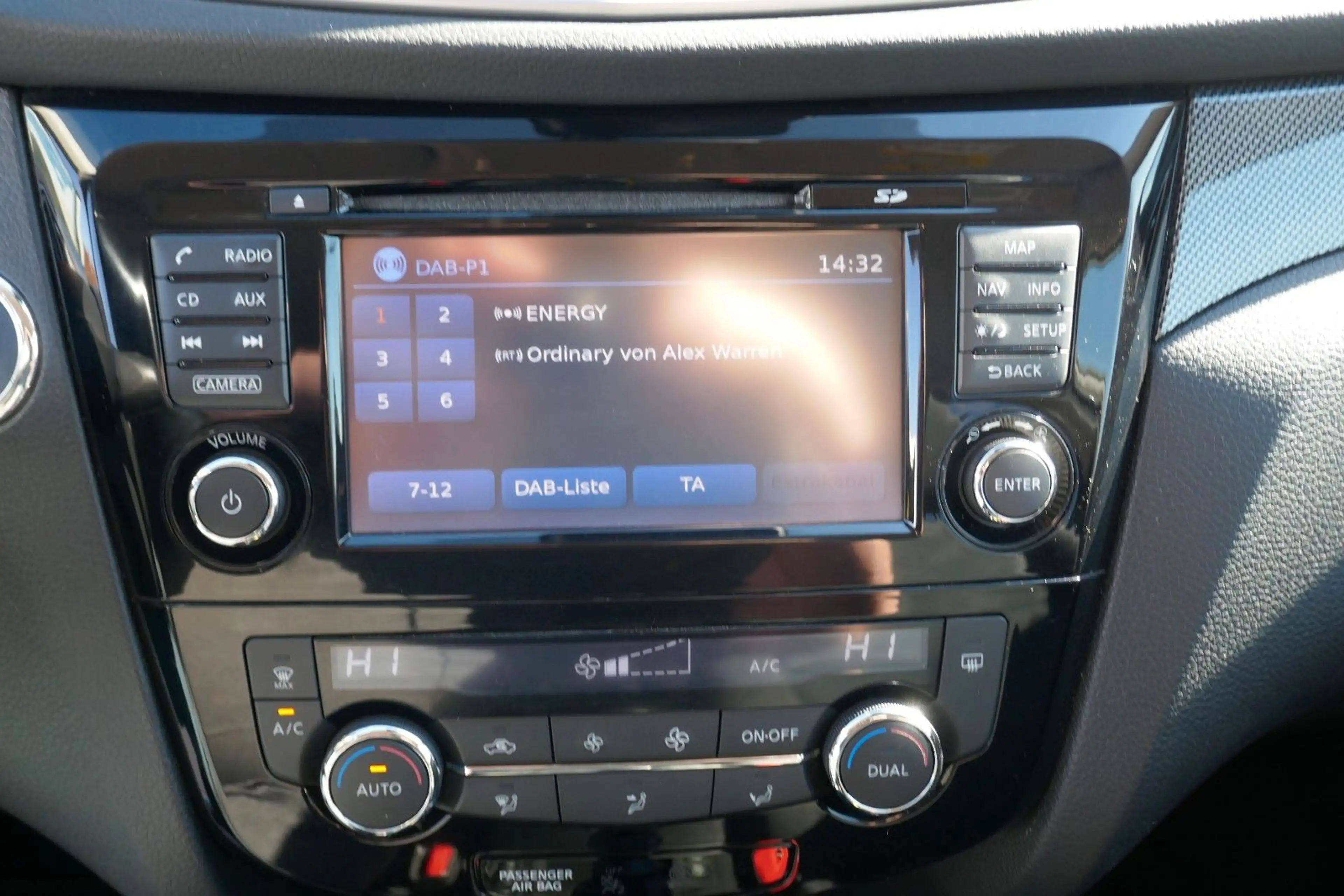 Nissan X-Trail Acenta Nav/Kam/DAB/Pano/SHZ — photo 11
