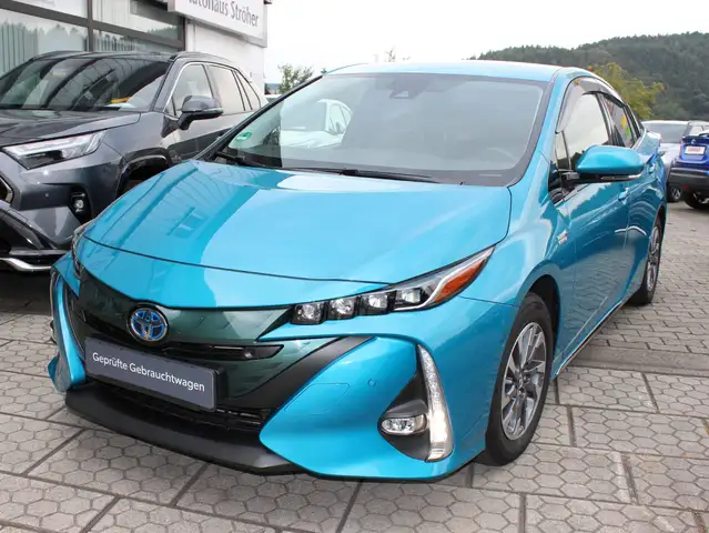 Toyota Prius Plug-in Hybrid Executive mit Toyota Relax Garantie, JBL-Soundsystem mit 10 Lautsprechern. Gebrauchtwagen-Zertifikat.