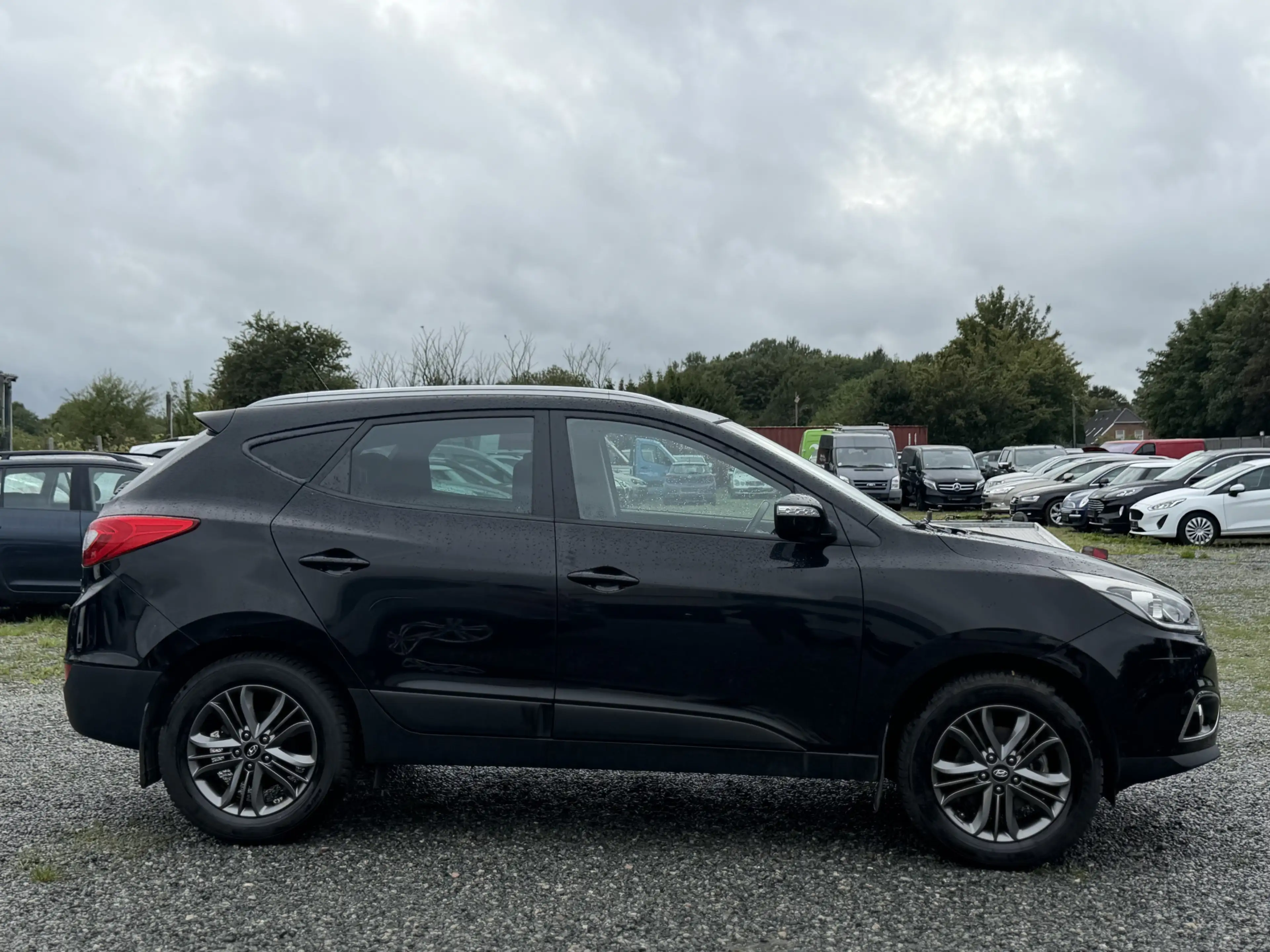 Hyundai iX35 Style*Teilleder*Sitzheizung*LED*Facelift — photo 4
