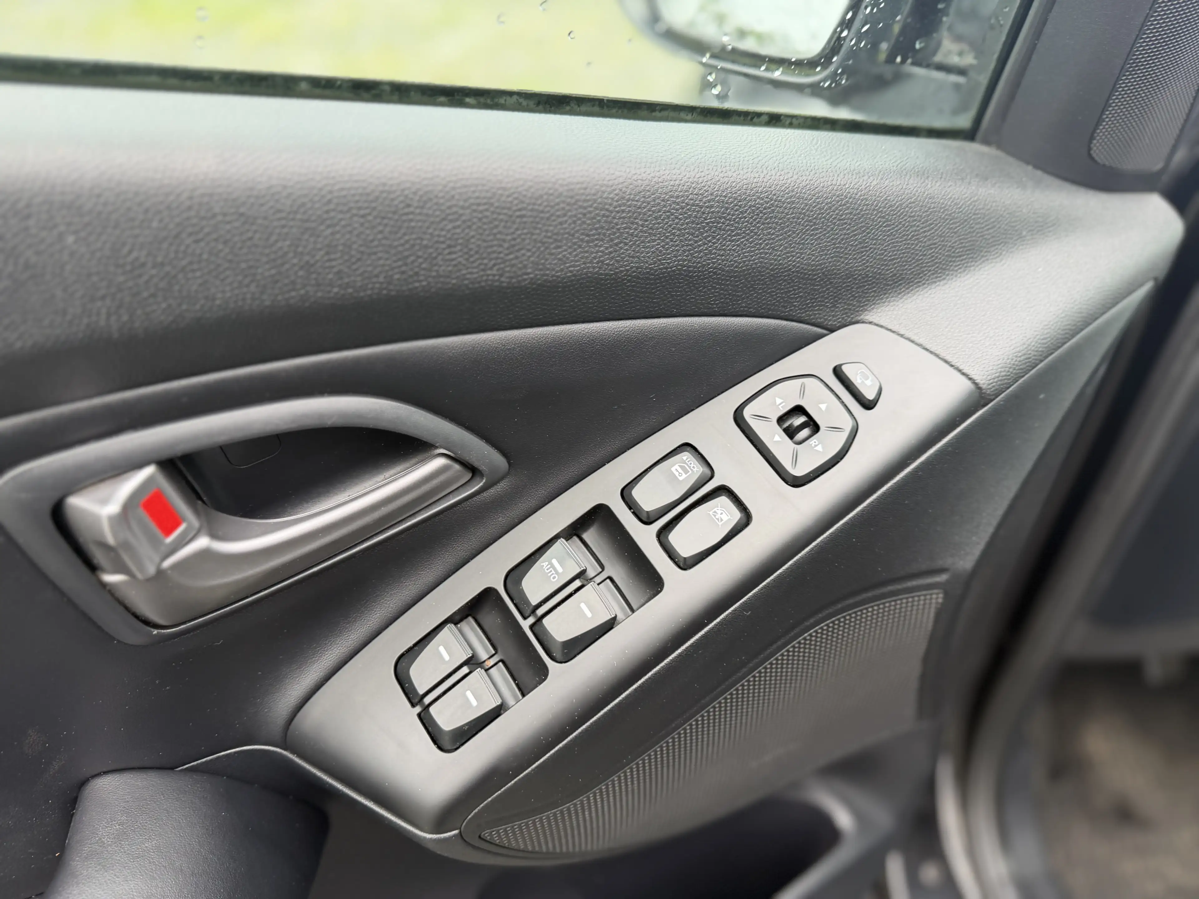 Hyundai iX35 Style*Teilleder*Sitzheizung*LED*Facelift — photo 13