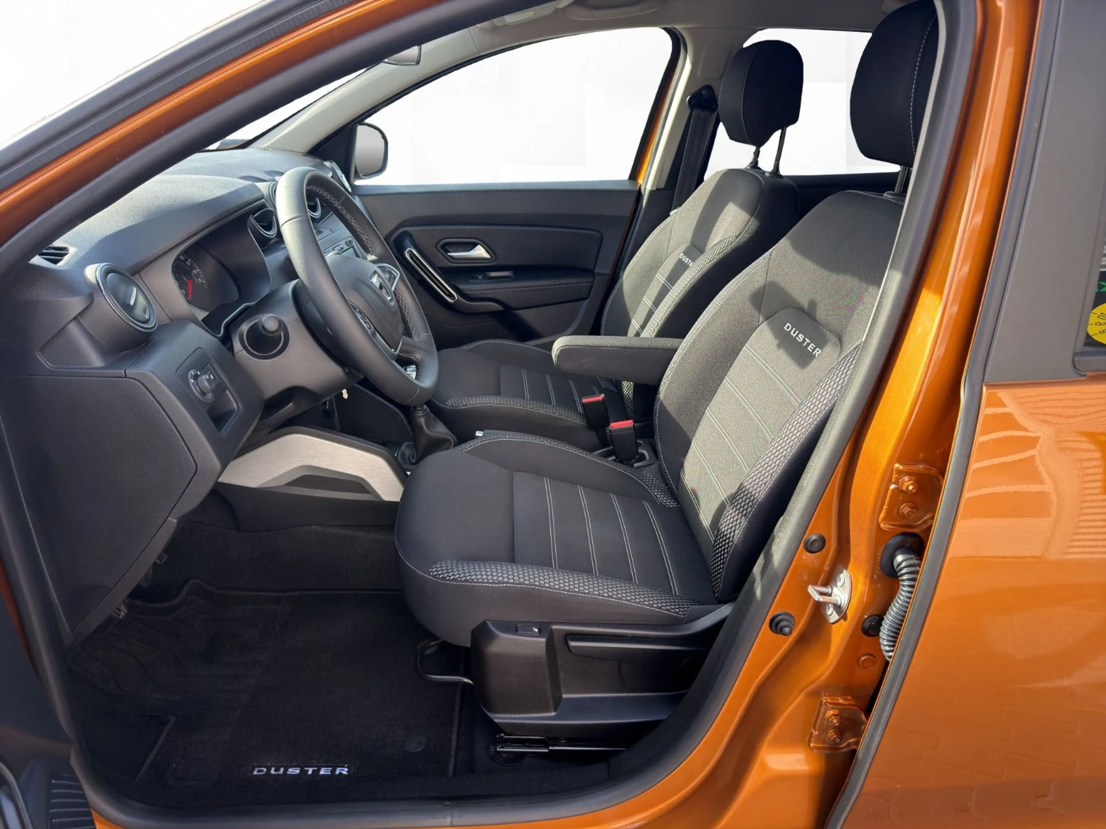 Dacia Duster II Prestige 150PS *NAV*SHZ*CAM*PDC*Spur* — photo 9