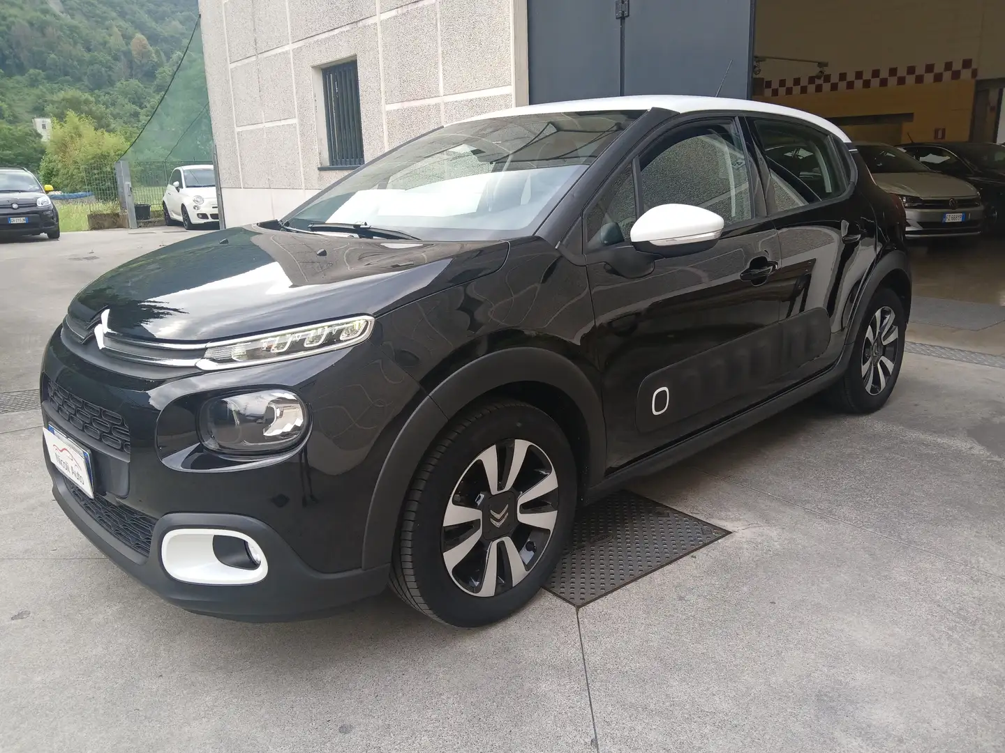Citroen C3 C3 1.2 puretech Shine s Nero - 1