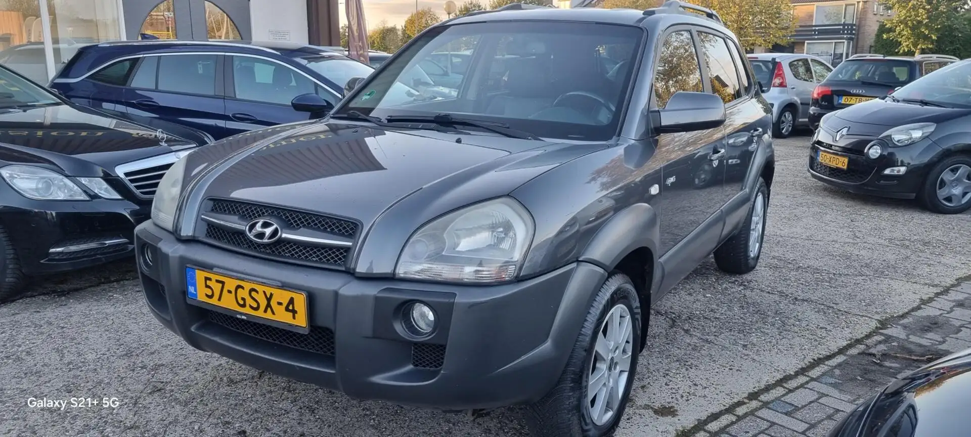 Hyundai TUCSON 2.7i V6 4WD Style💢€5699,-💢AUTOMAAT-LEER-4X4-TREKHA Grijs - 2