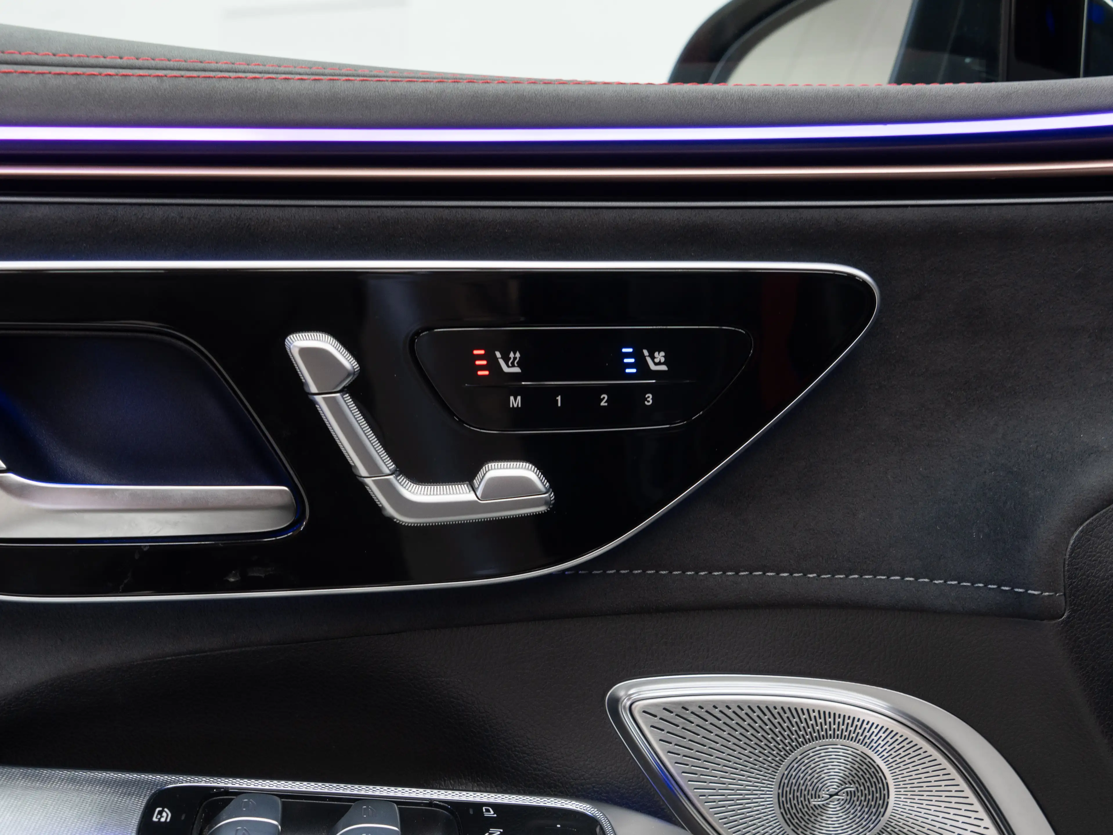 Mercedes-Benz EQE SUV 43 AMG 4M Night-II 21" HYPERSCREEN Airmatic FULL — photo 8